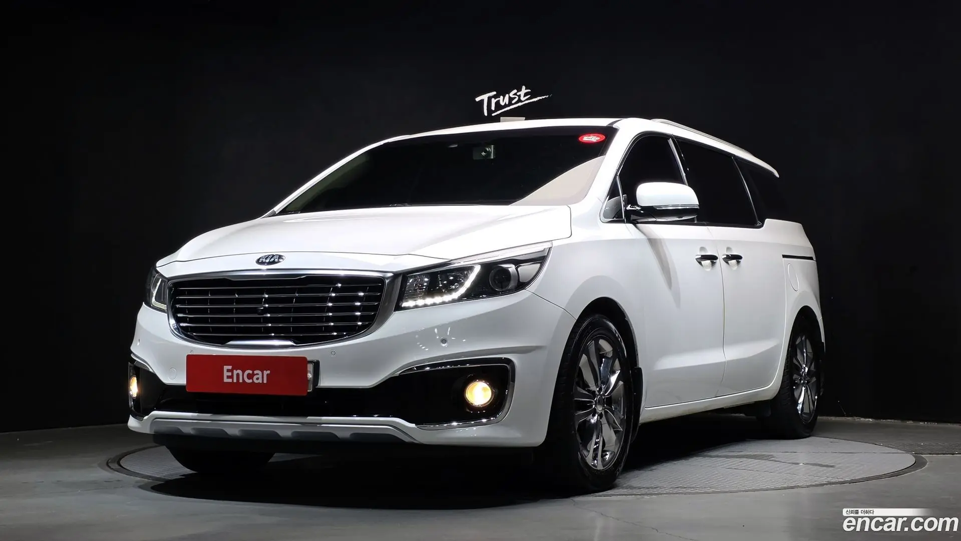 Main__Slider__Photo:Canival Kia 2017.8-0