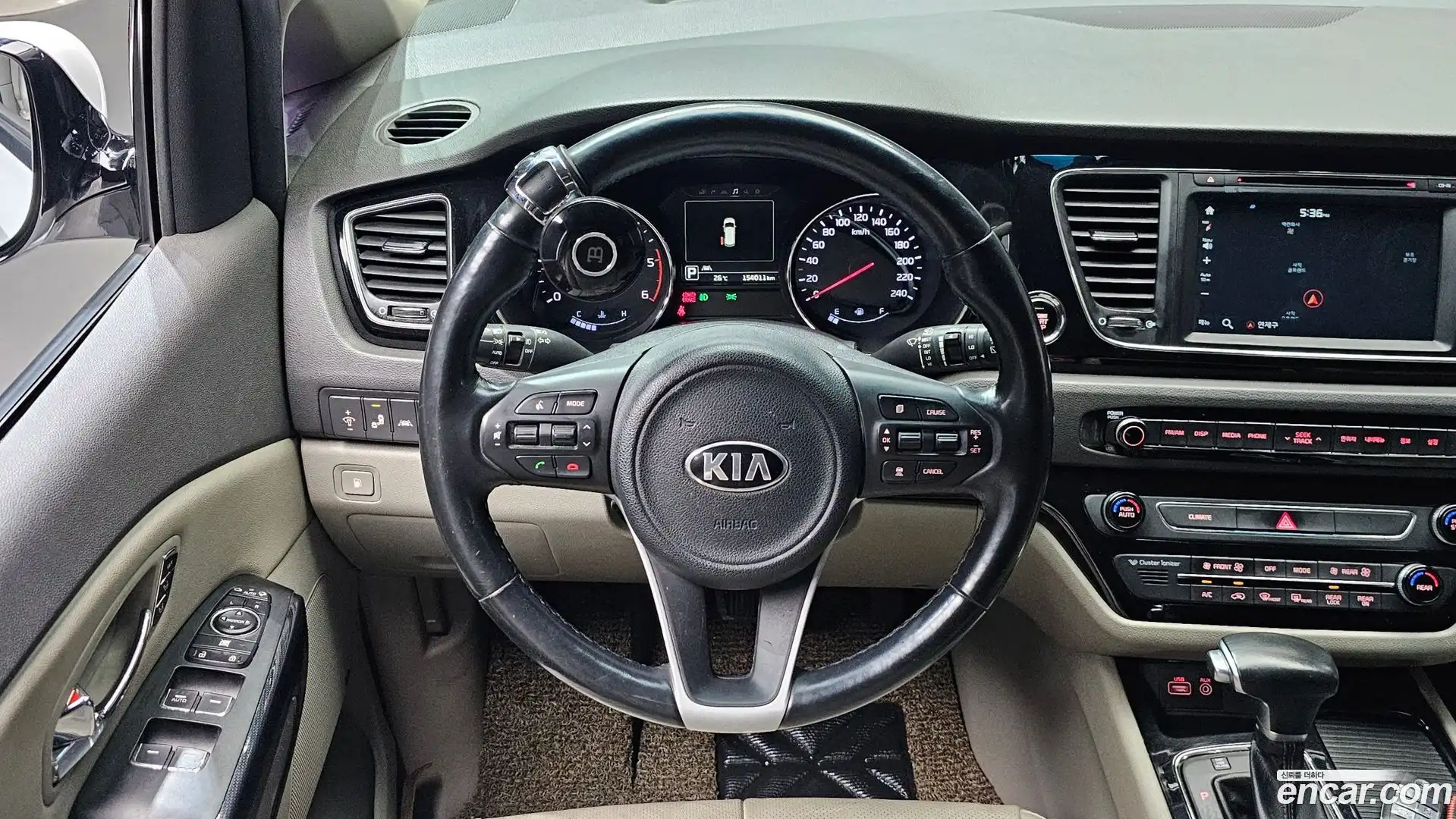 Canival Kia 2017.8-OPTION-017