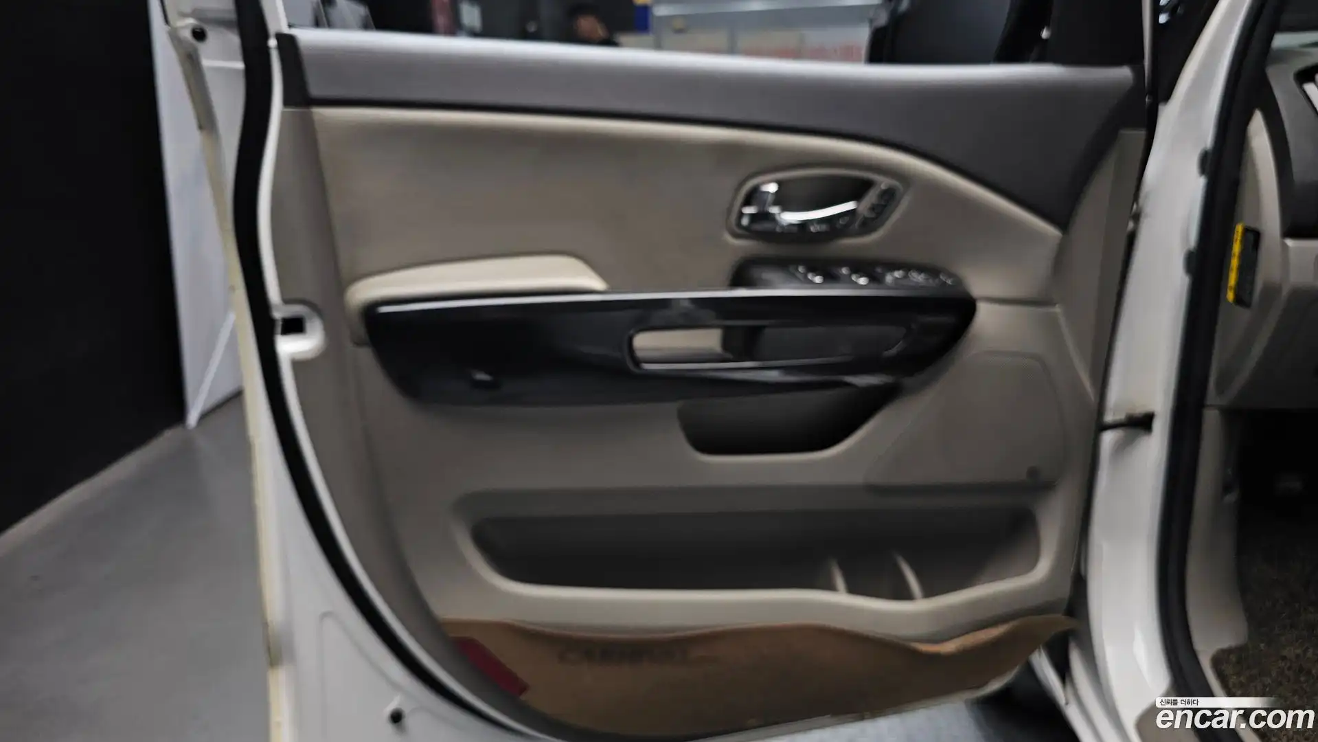 Canival Kia 2017.8-INNER-034