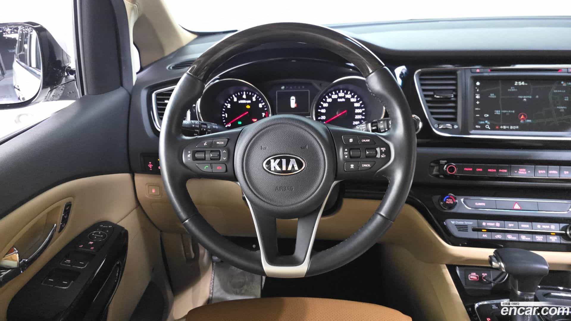 Canival Kia 2016.8-OPTION-017