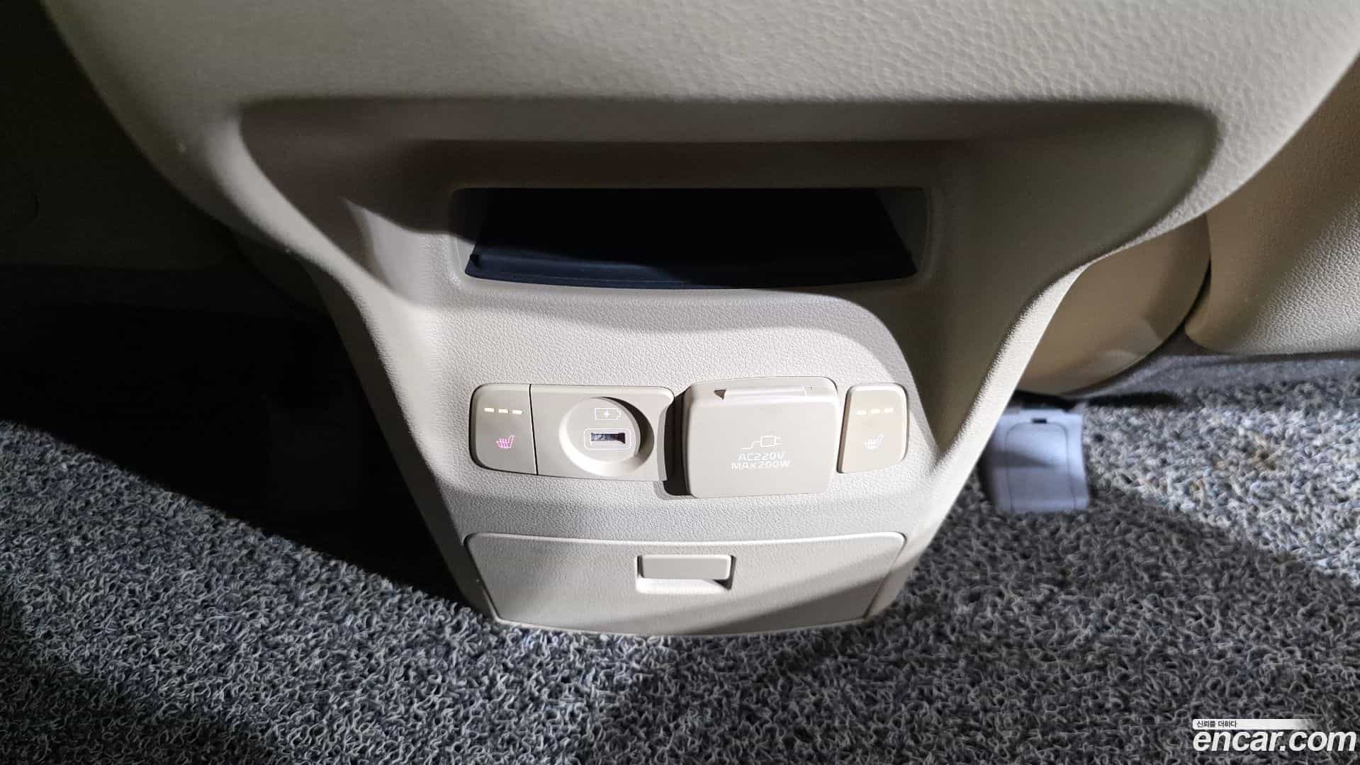 Canival Kia 2016.8-OPTION-021