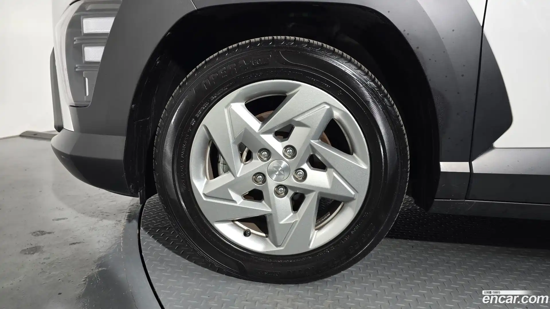 Kona Hyundai 2023.3-OUTER-005