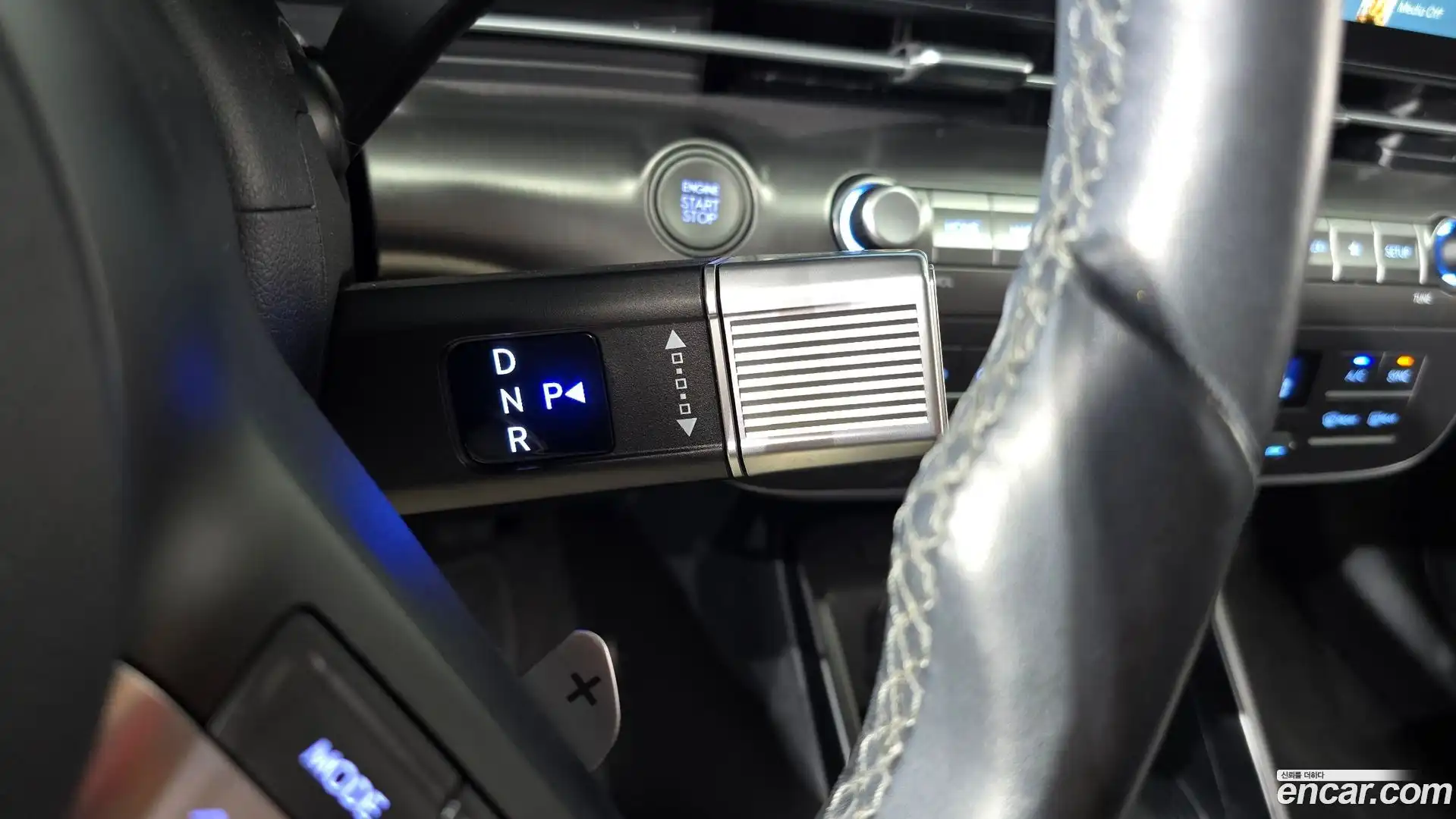 Kona Hyundai 2023.3-INNER-009