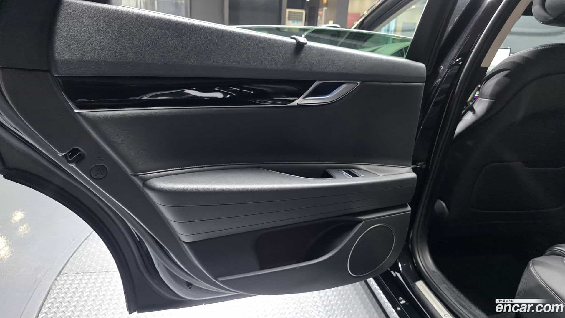 G80 Genesis 2021.5-INNER-035