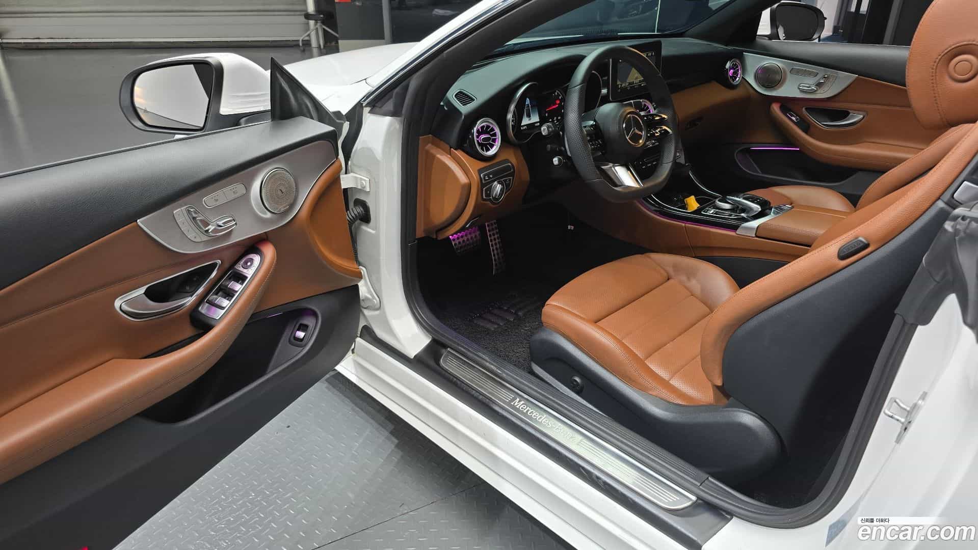 C-Class Mercedes-Benz 2017.8-INNER-010