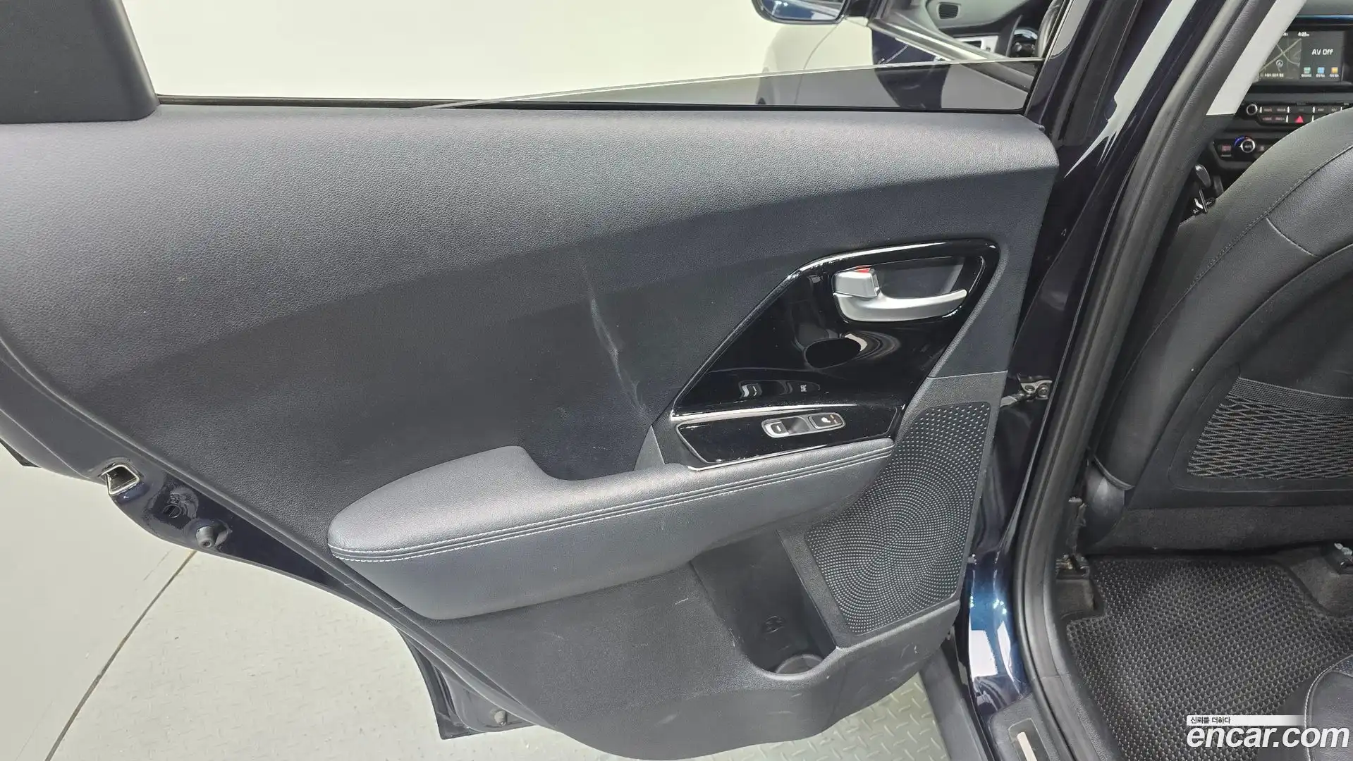 Niro Kia 2018.3-INNER-035