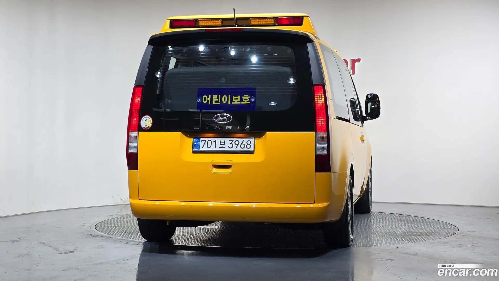 Staria Hyundai 2022.7-OUTER-004