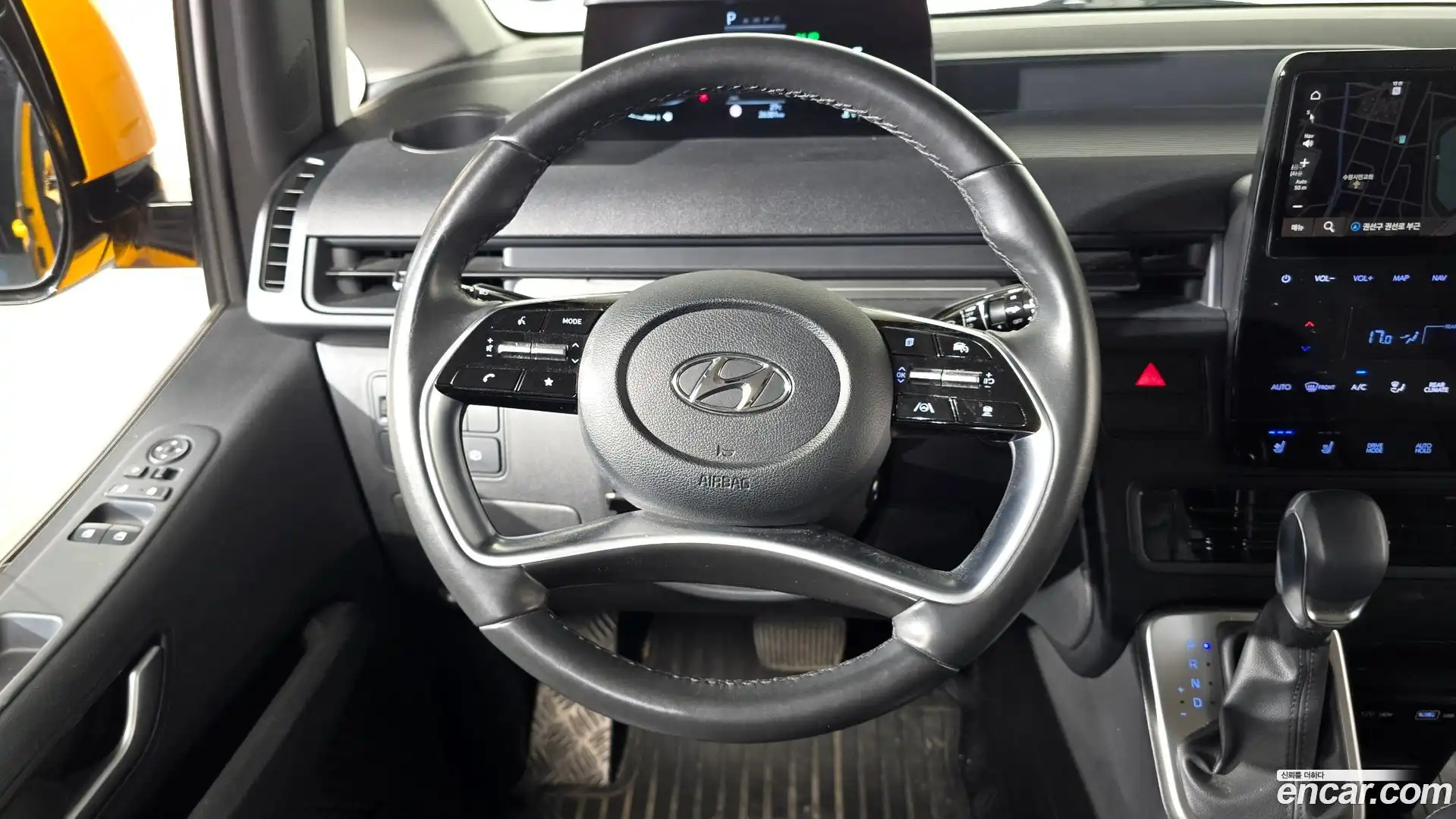 Staria Hyundai 2022.7-OPTION-018