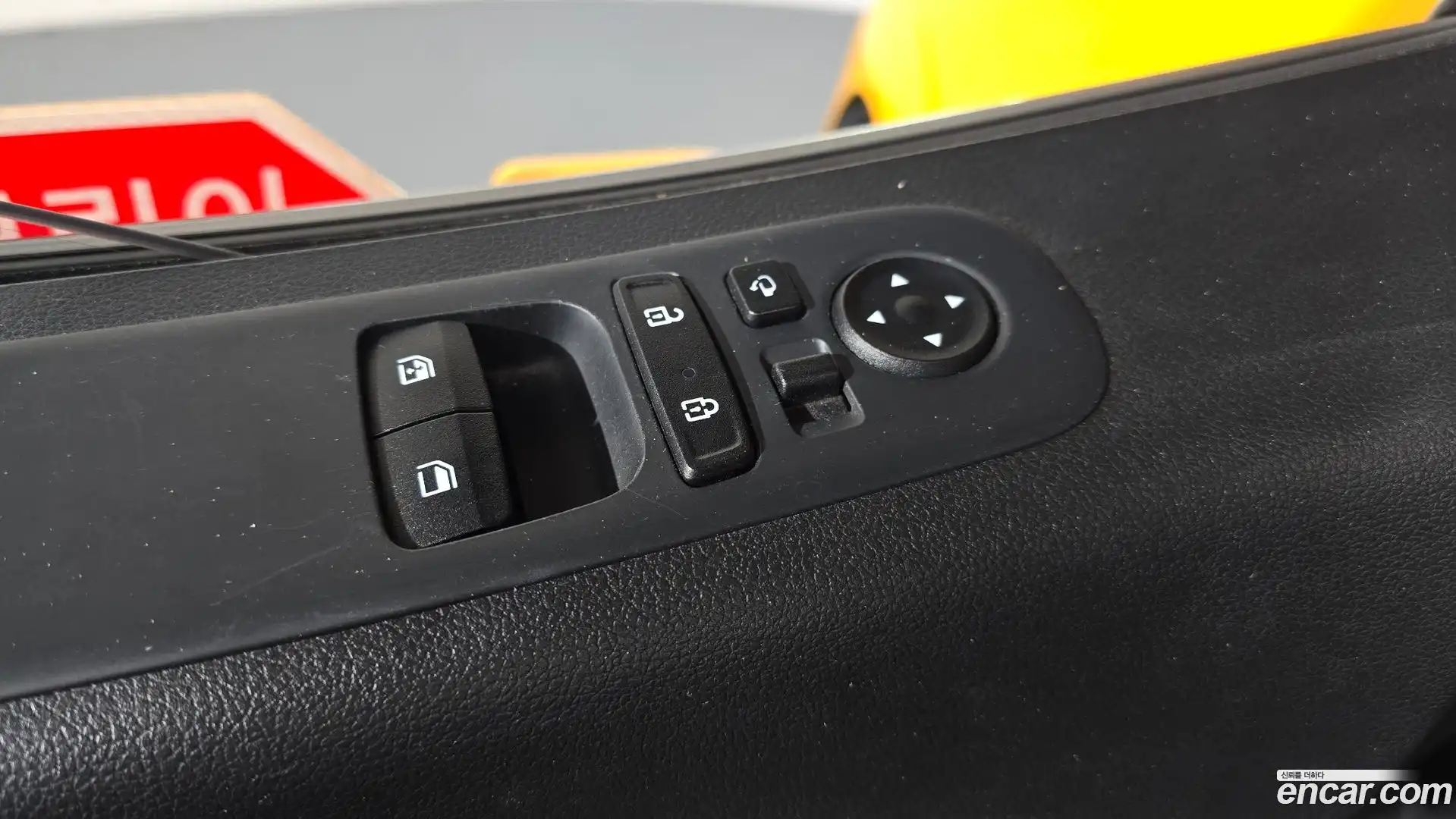 Staria Hyundai 2022.7-OPTION-024
