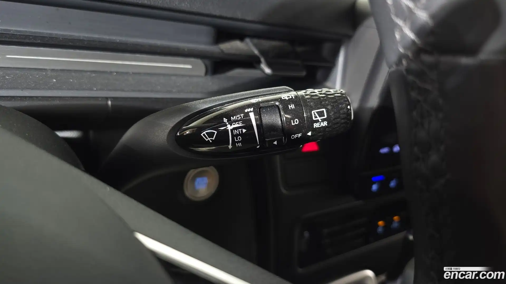 Staria Hyundai 2022.7-OPTION-043
