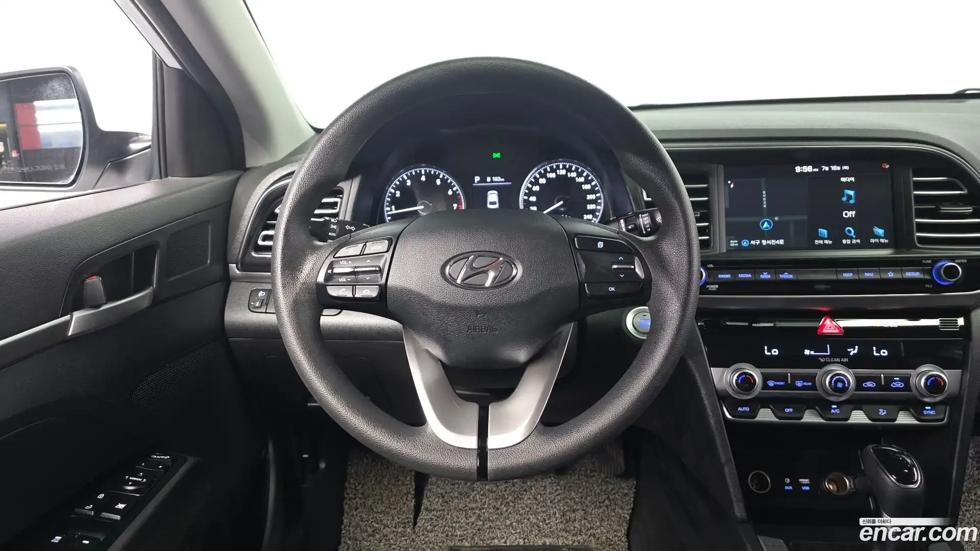 AVANTE Hyundai 2019.11-OPTION-016