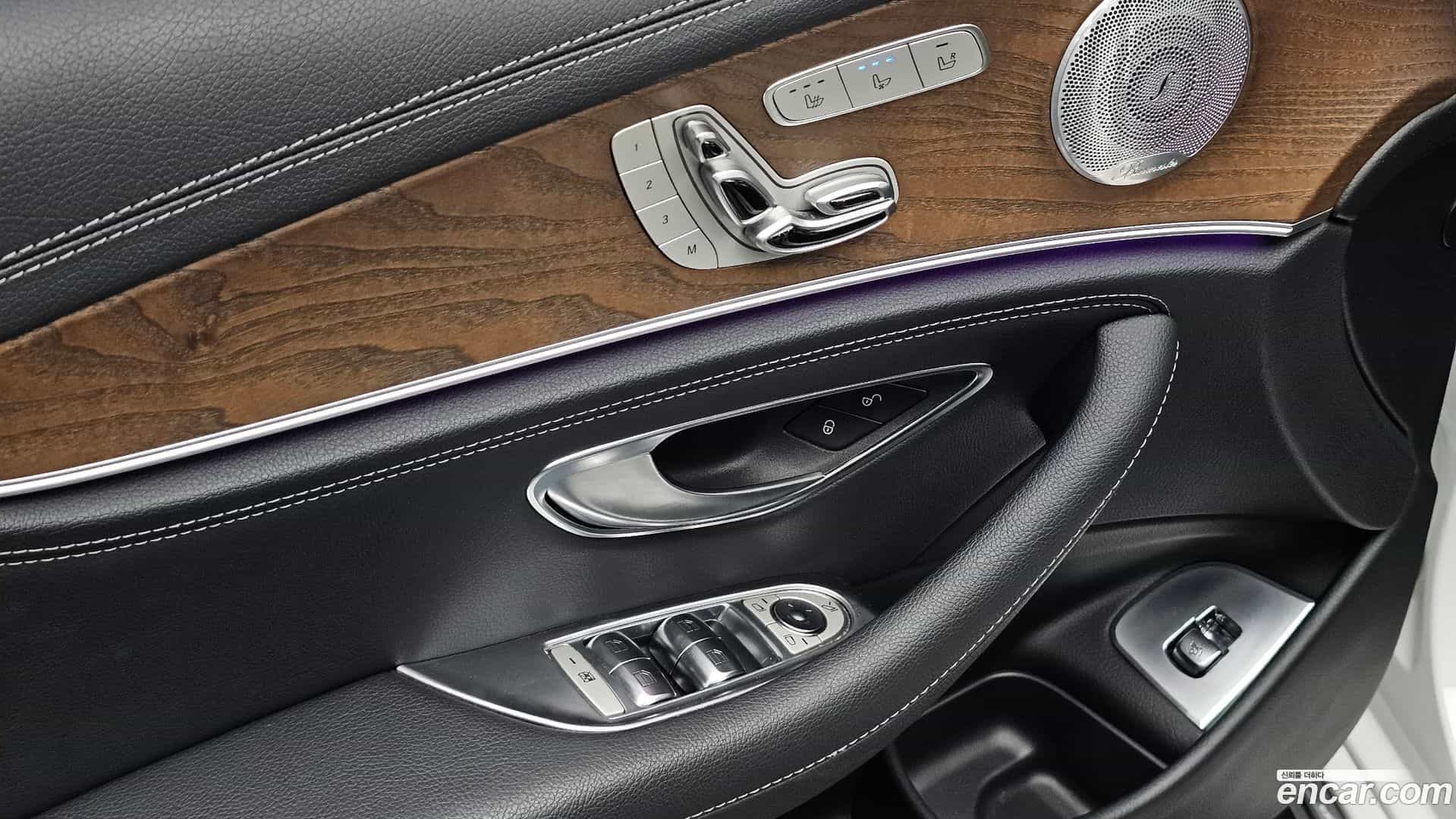 E-Class Mercedes-Benz 2019.8-OPTION-023