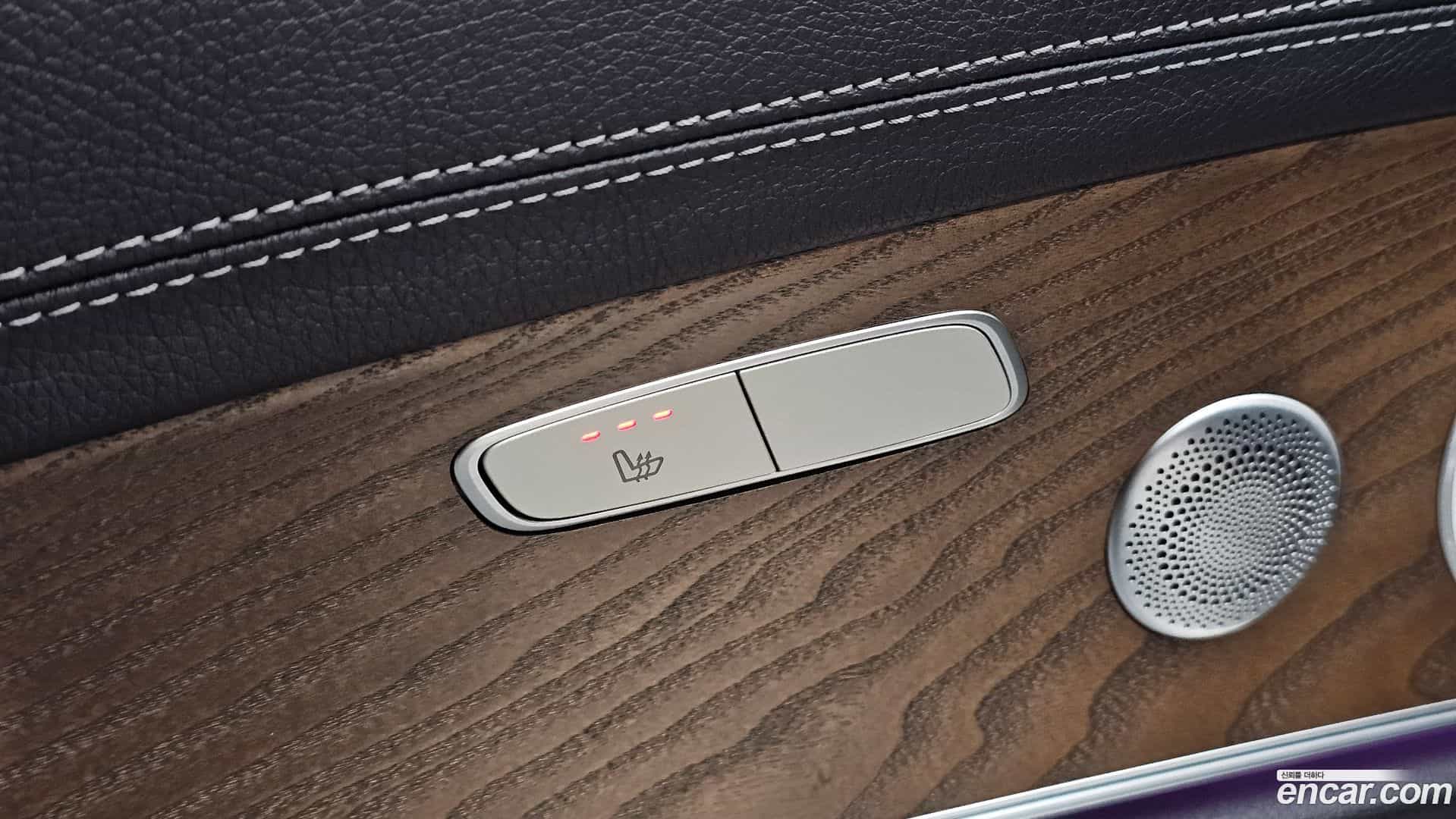 E-Class Mercedes-Benz 2019.8-OPTION-041