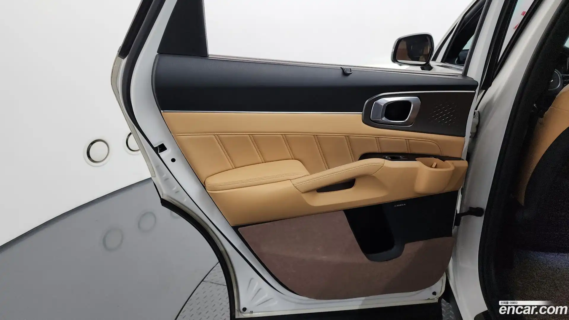 Sorento Kia 2020.6-INNER-035