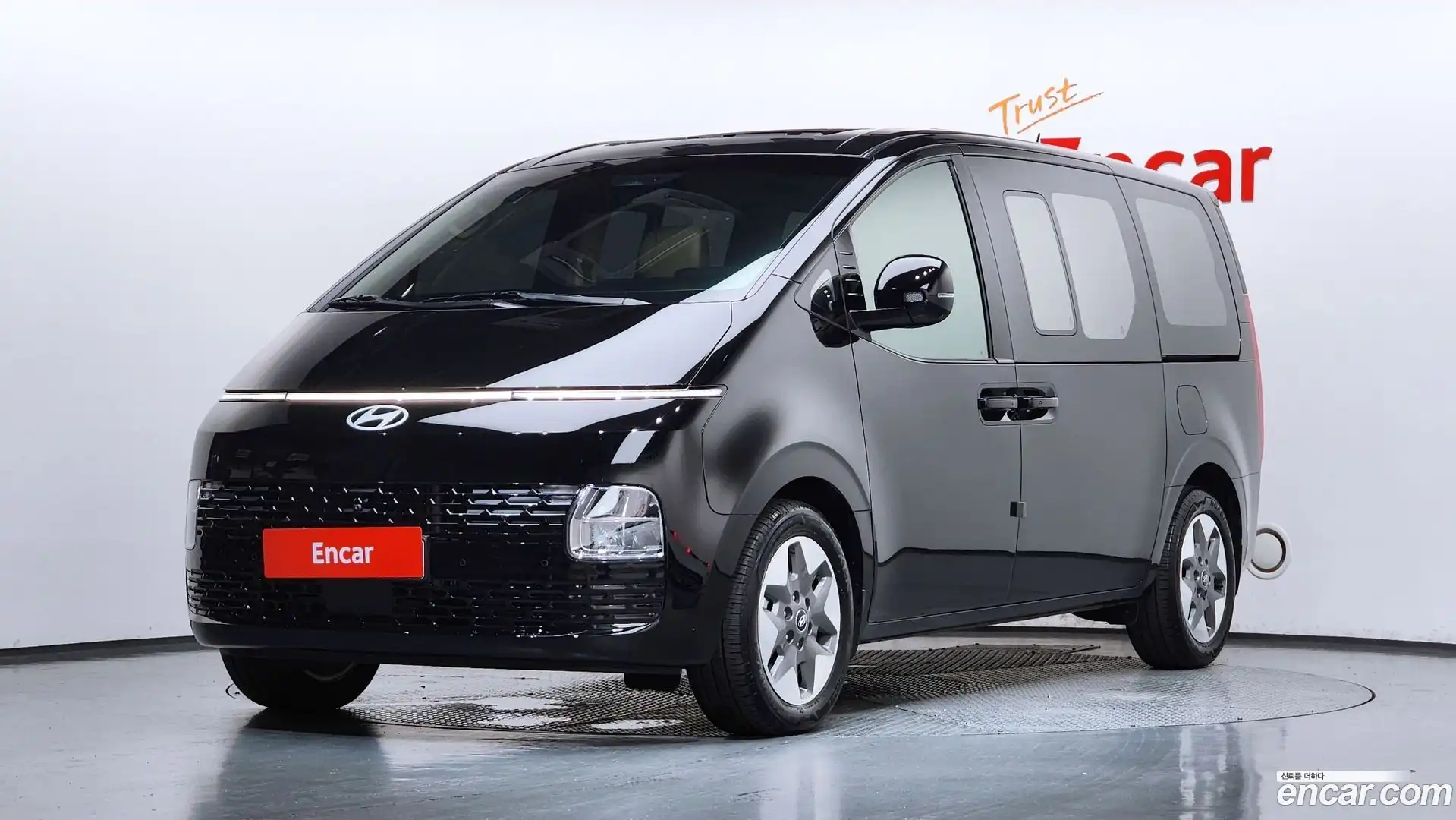Staria Hyundai 2025.3-OUTER-001