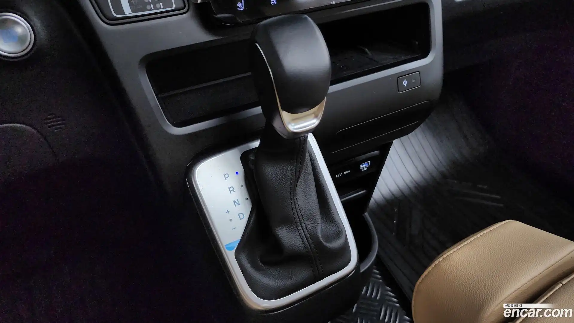 Staria Hyundai 2025.3-INNER-009