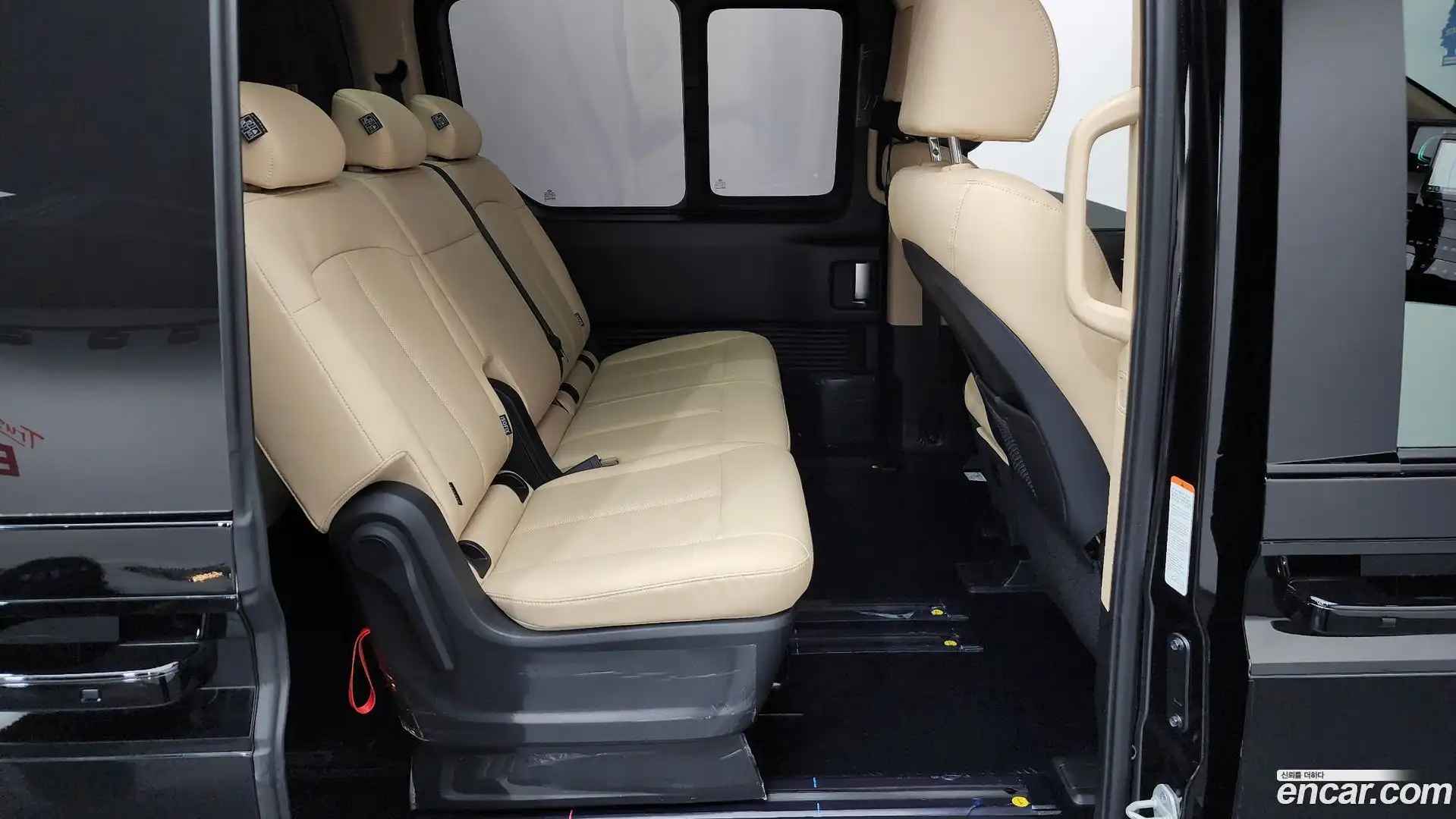 Staria Hyundai 2025.3-OPTION-015