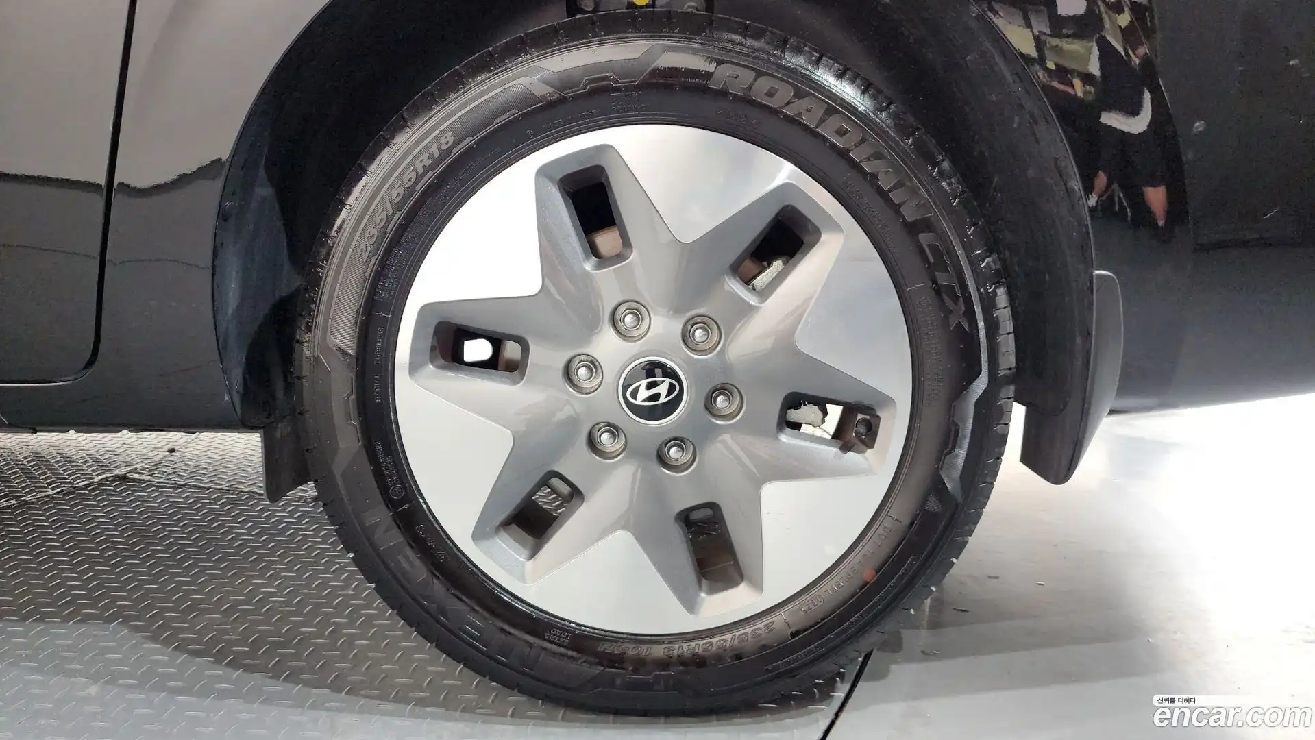 Staria Hyundai 2025.3-OUTER-031