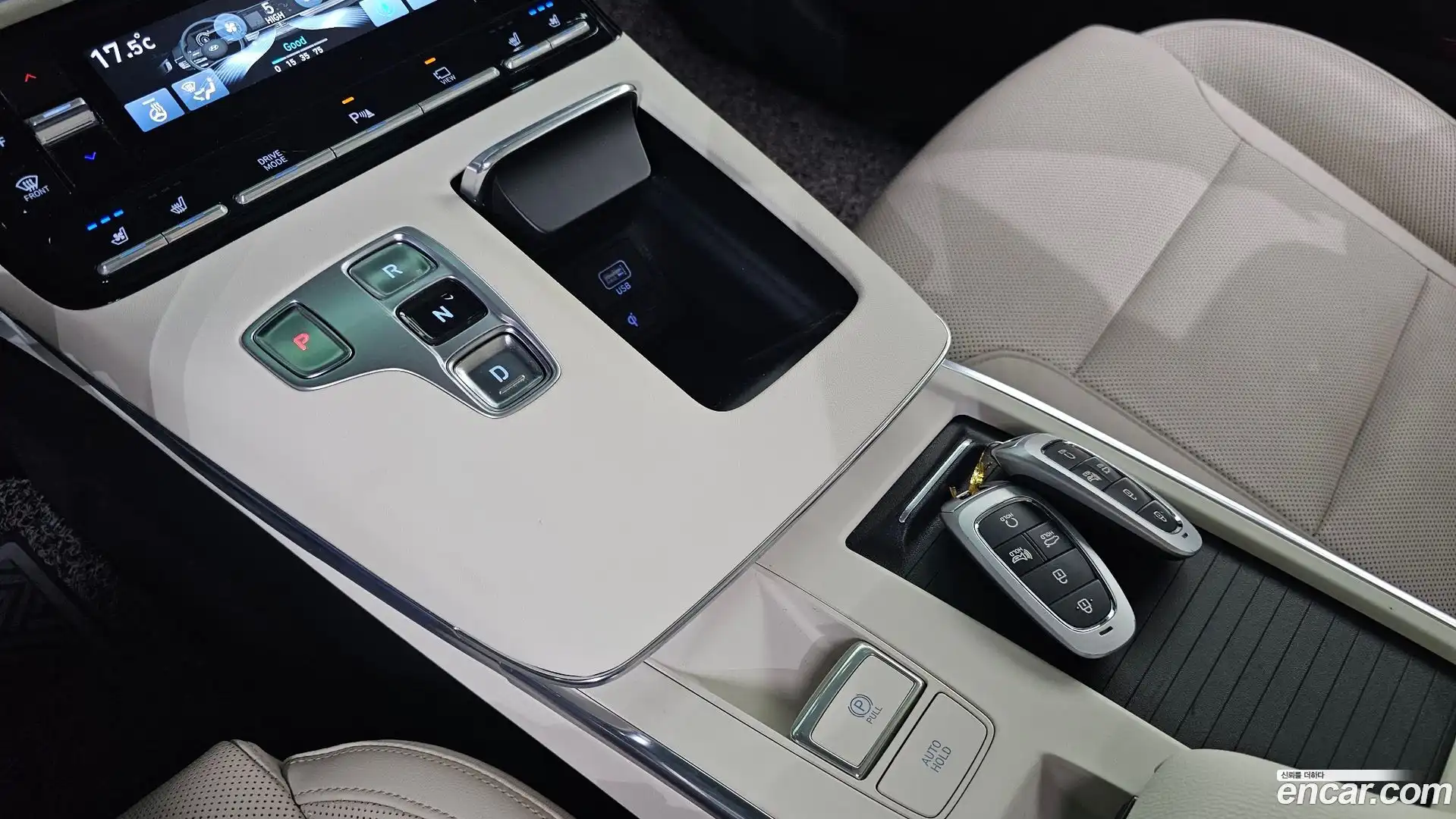 Grandeur Hyundai 2021.11-INNER-009