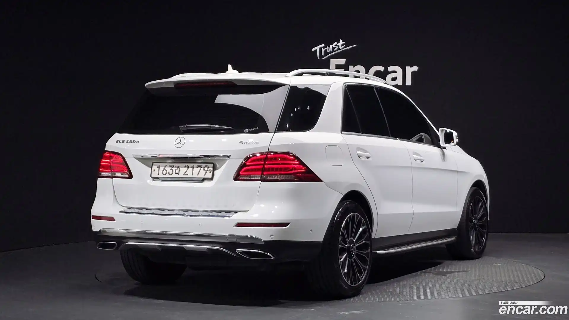 GLE-Class Mercedes-Benz 2018.10-OUTER-002