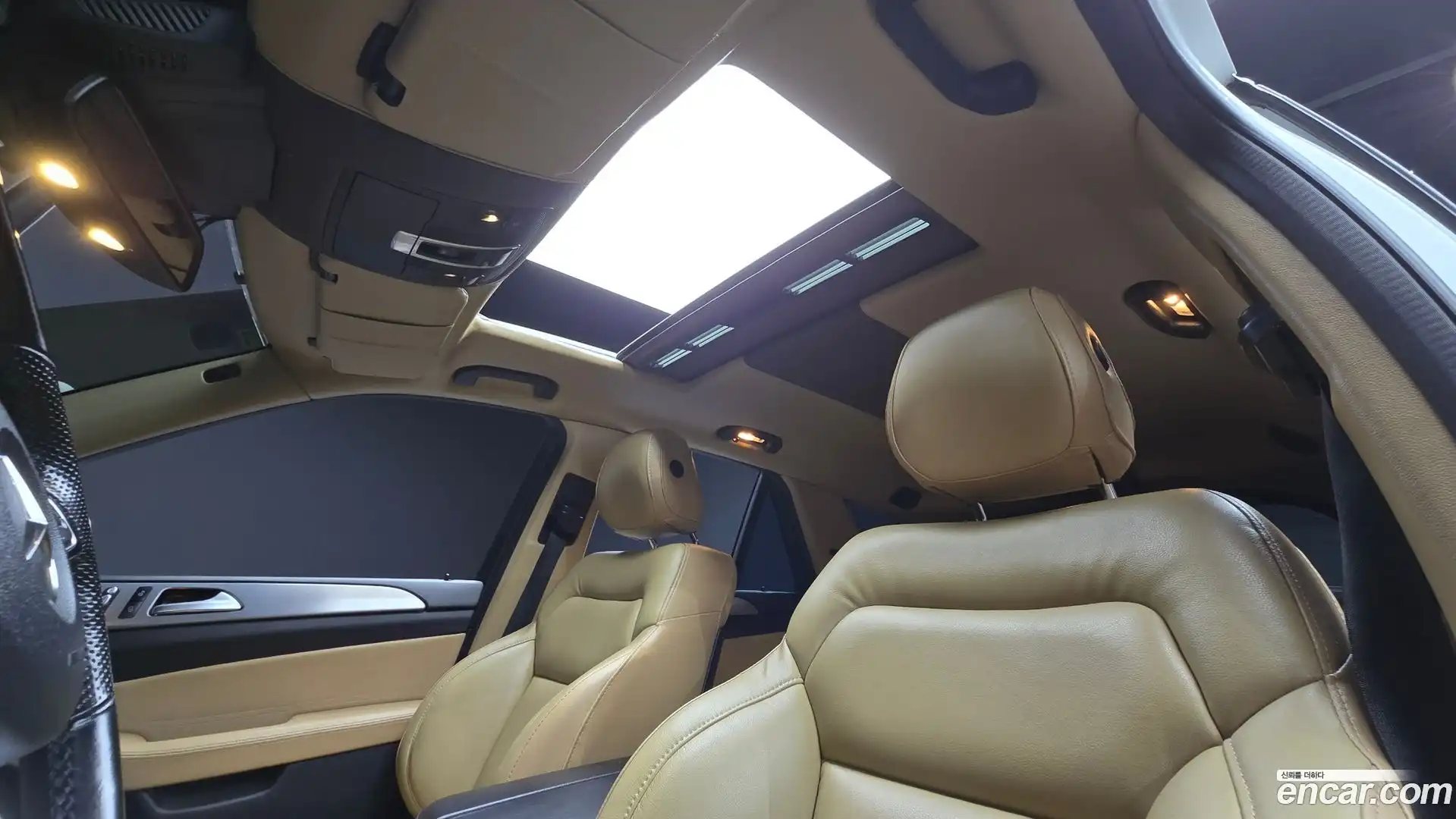 GLE-Class Mercedes-Benz 2018.10-OPTION-023