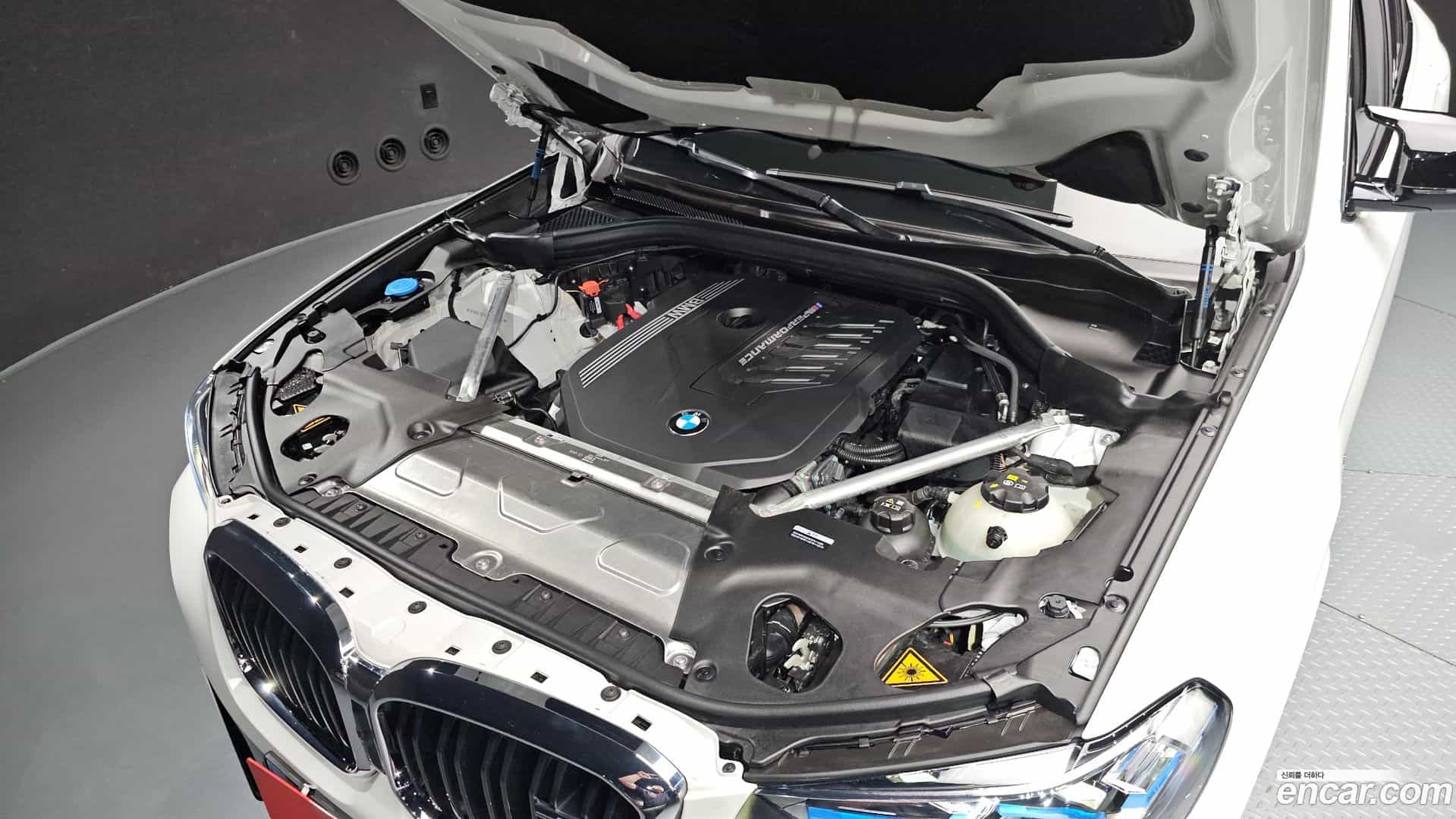 X4 BMW 2025.11-OUTER-006