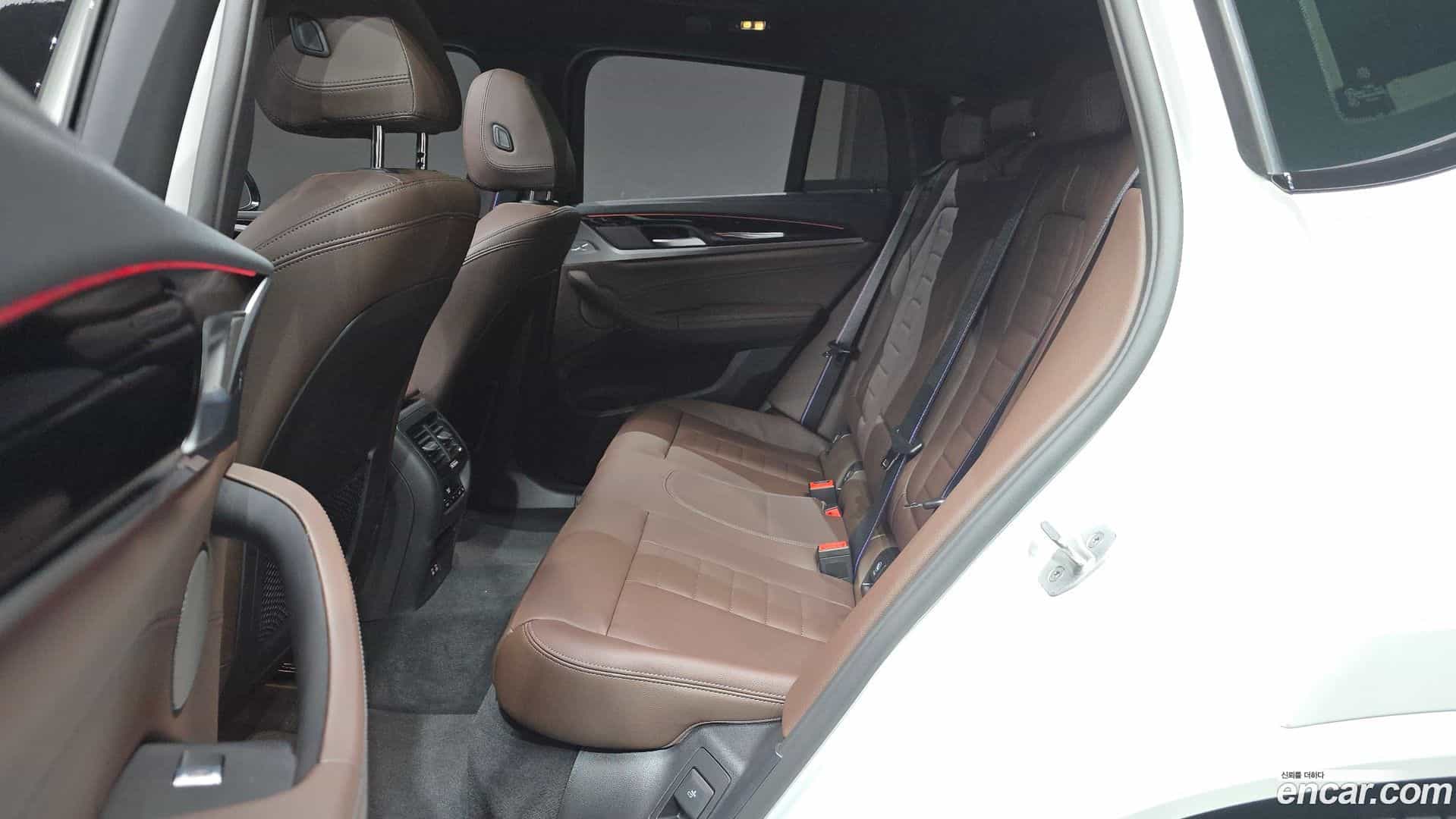 X4 BMW 2025.11-OPTION-016