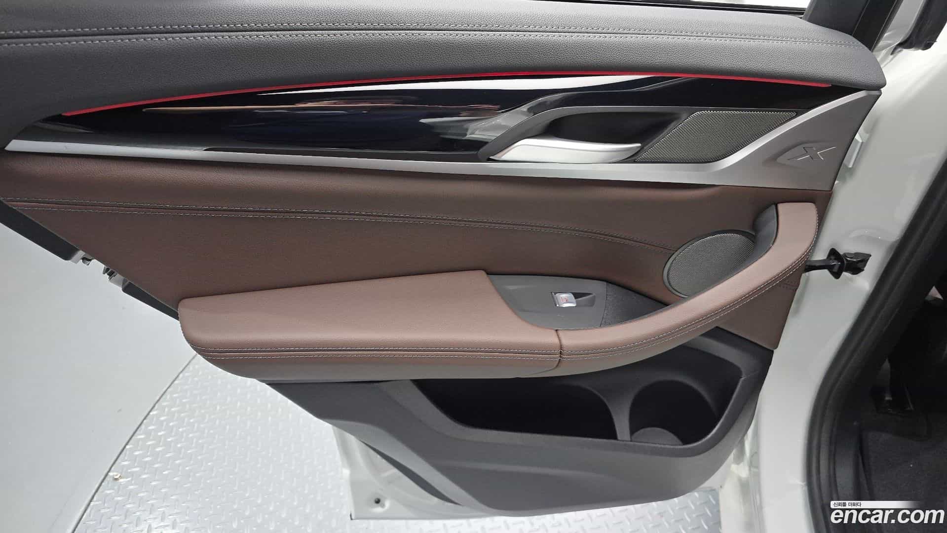 X4 BMW 2025.11-INNER-035