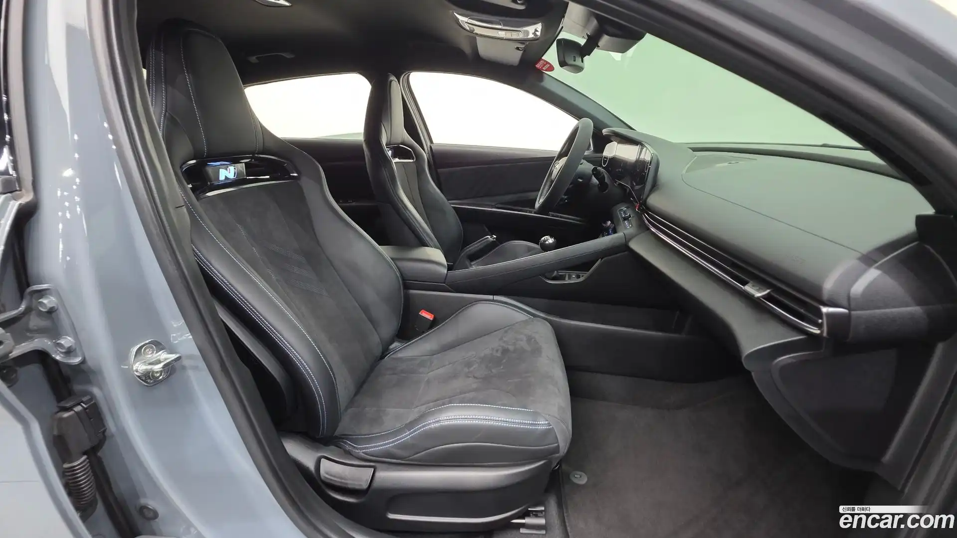 AVANTE Hyundai 2021.11-INNER-010