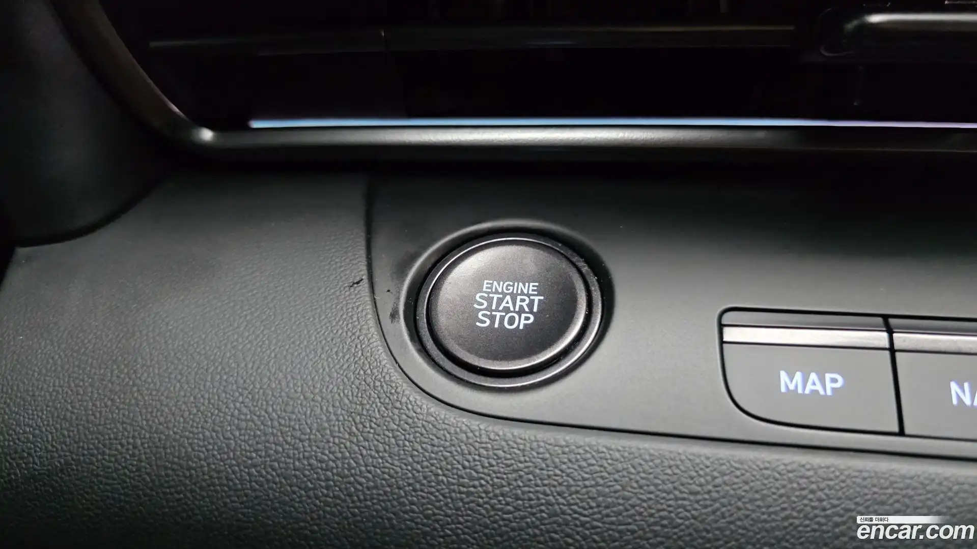 AVANTE Hyundai 2021.11-OPTION-024