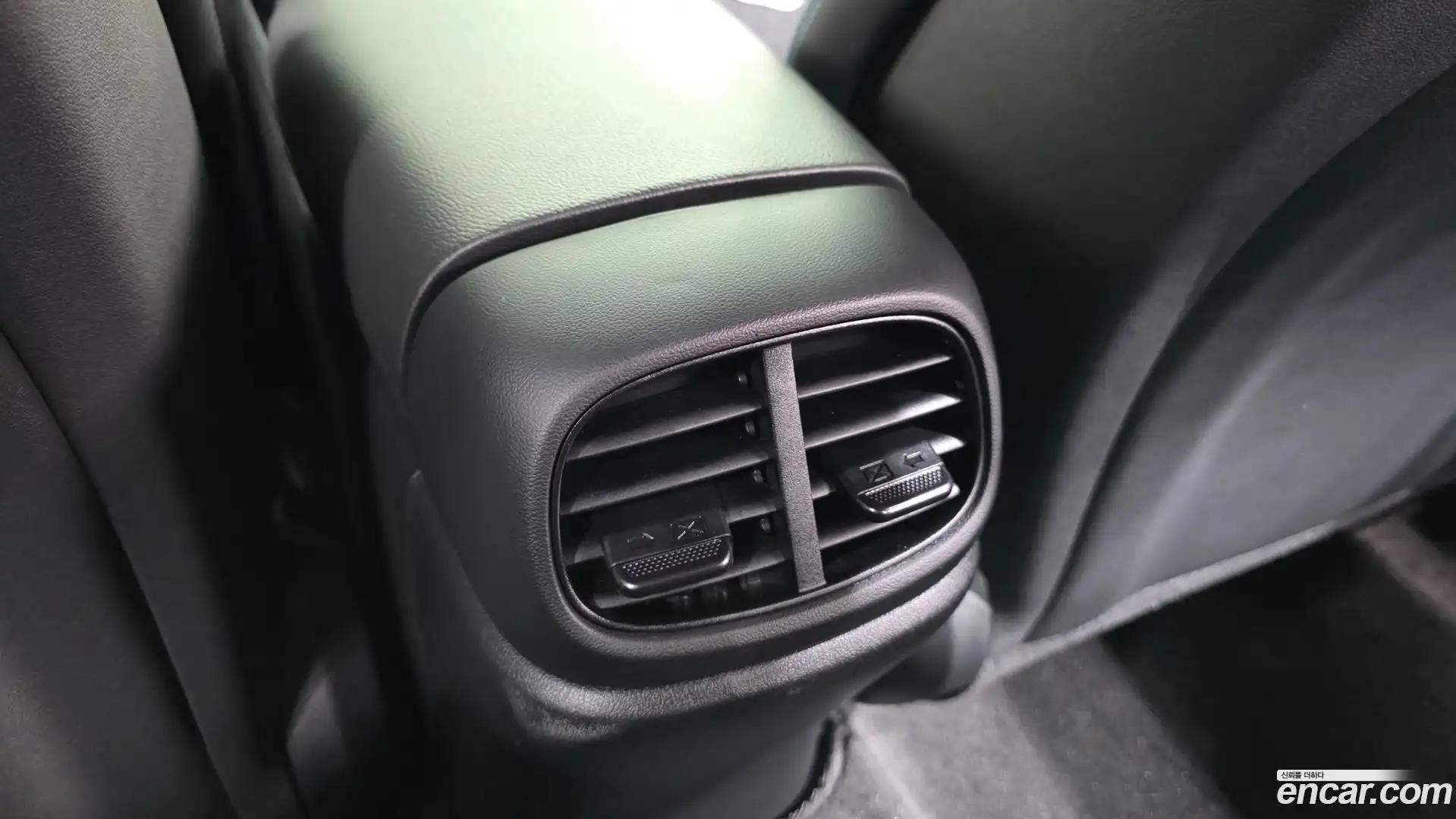 AVANTE Hyundai 2021.11-OPTION-041