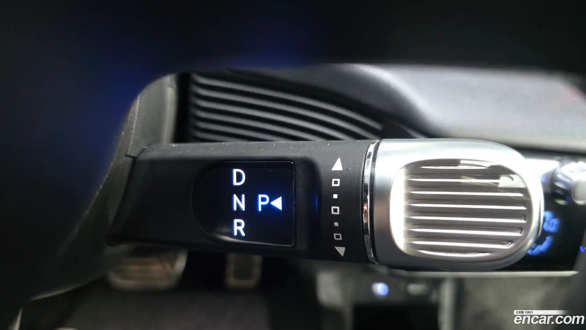 Ioniq5 Hyundai 2022.5-INNER-009