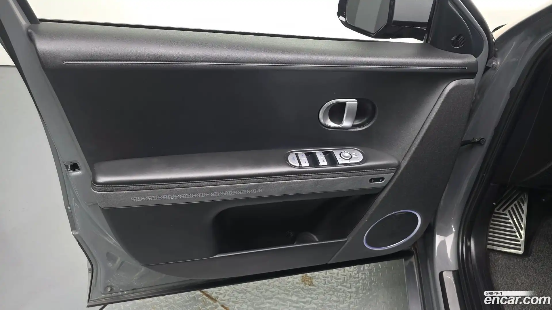 Ioniq5 Hyundai 2022.5-INNER-034