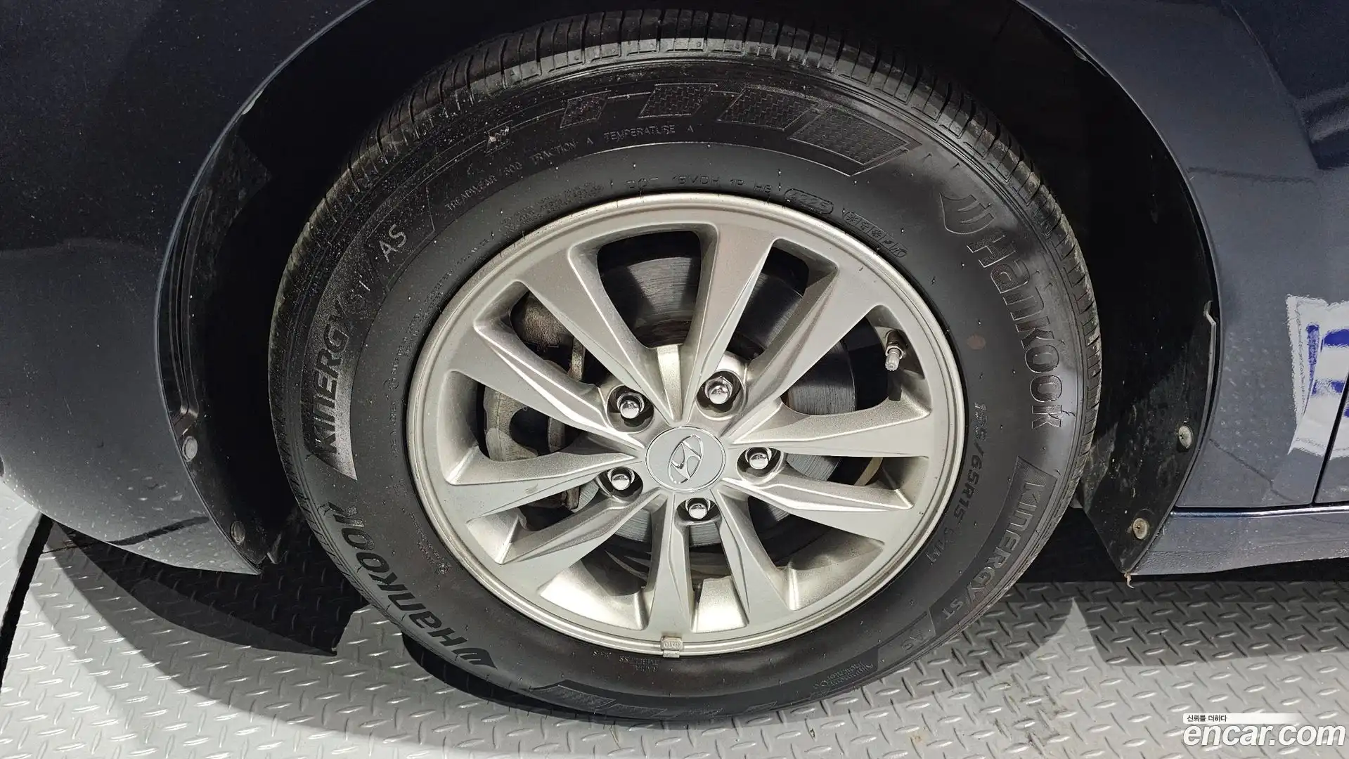AVANTE Hyundai 2019.10-OUTER-005