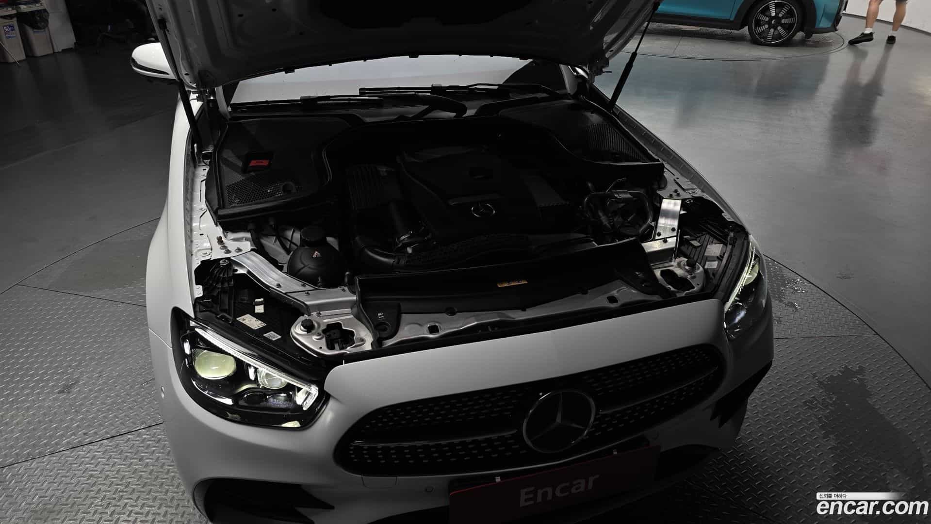 E-Class Mercedes-Benz 2022.11-OUTER-006