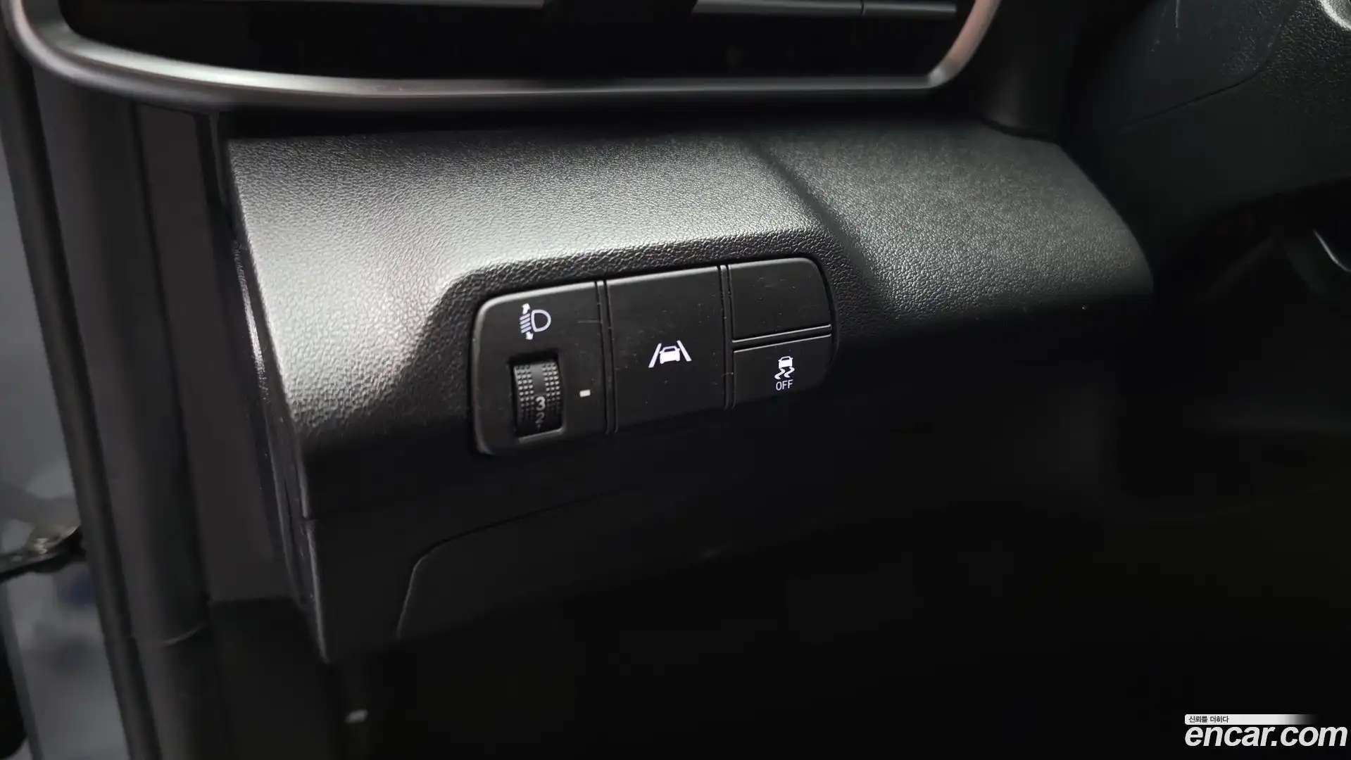 AVANTE Hyundai 2021.10-OPTION-022