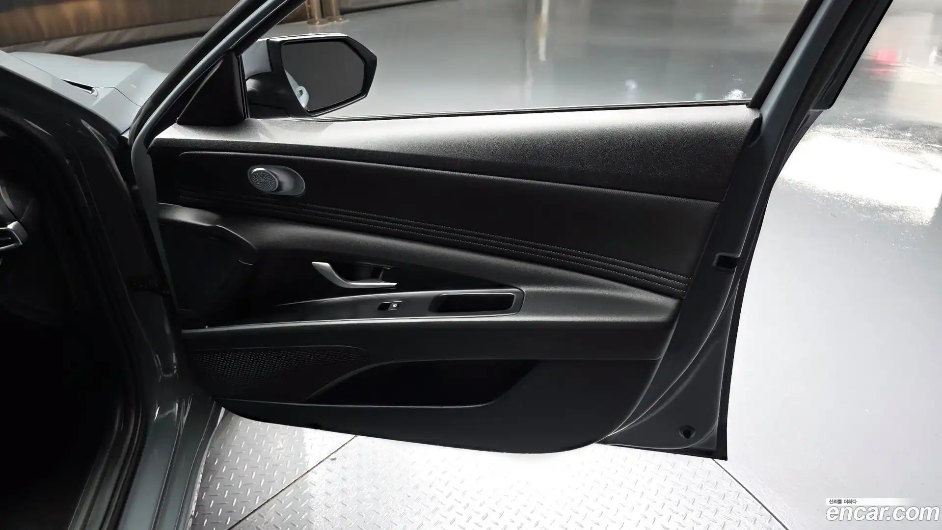 AVANTE Hyundai 2021.10-INNER-034