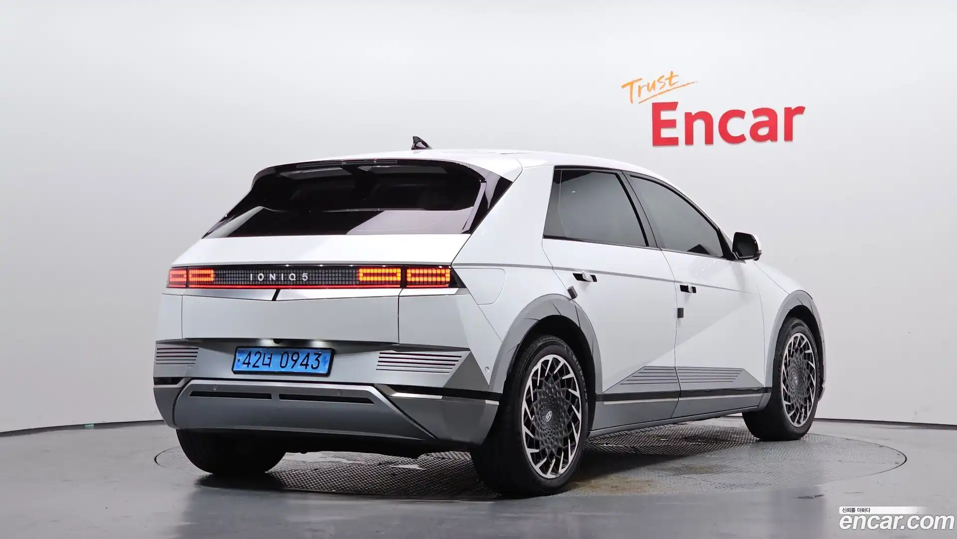 Ioniq5 Hyundai 2022.5-OUTER-002