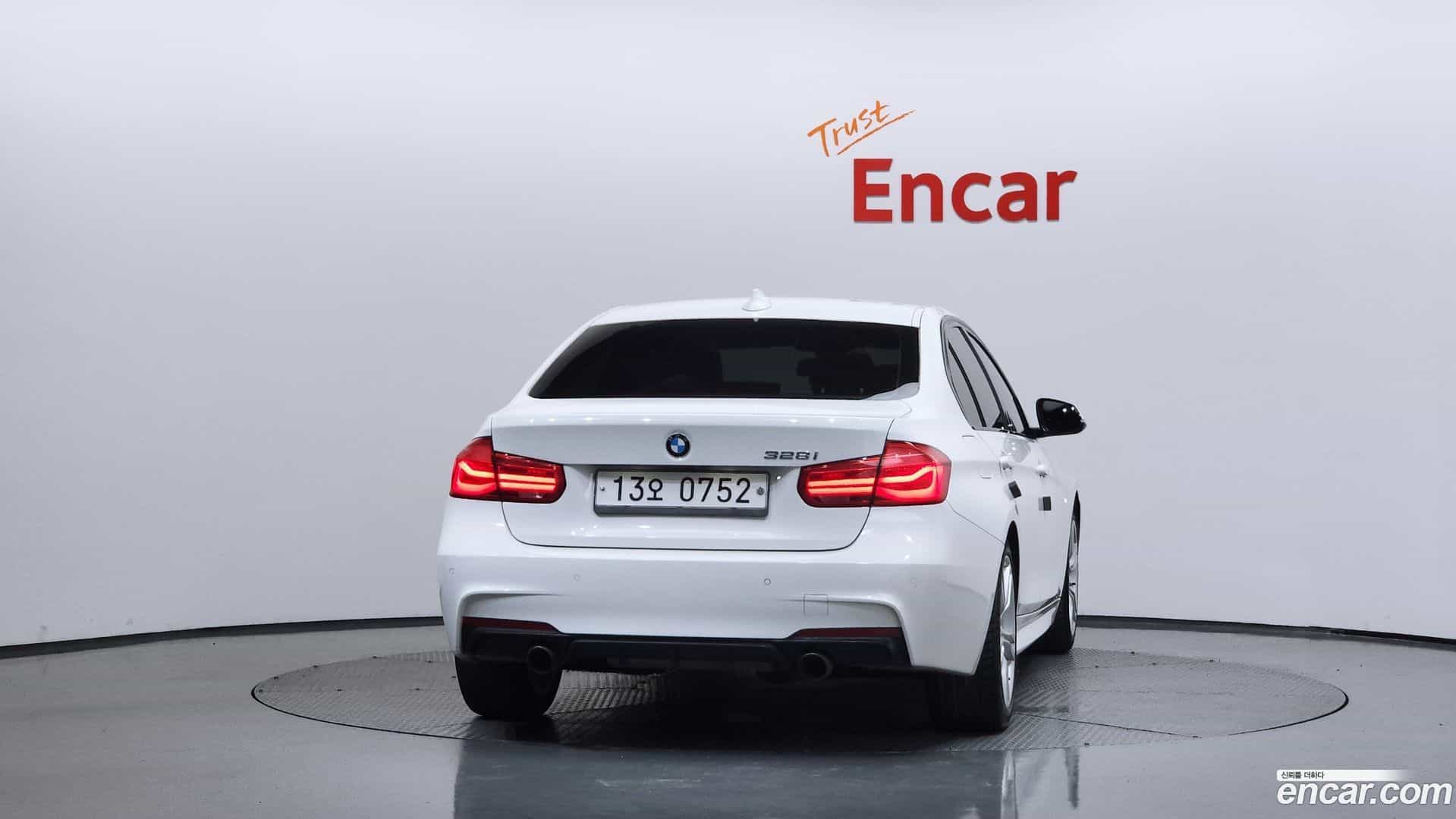 3-Series BMW 2016.5-OUTER-004