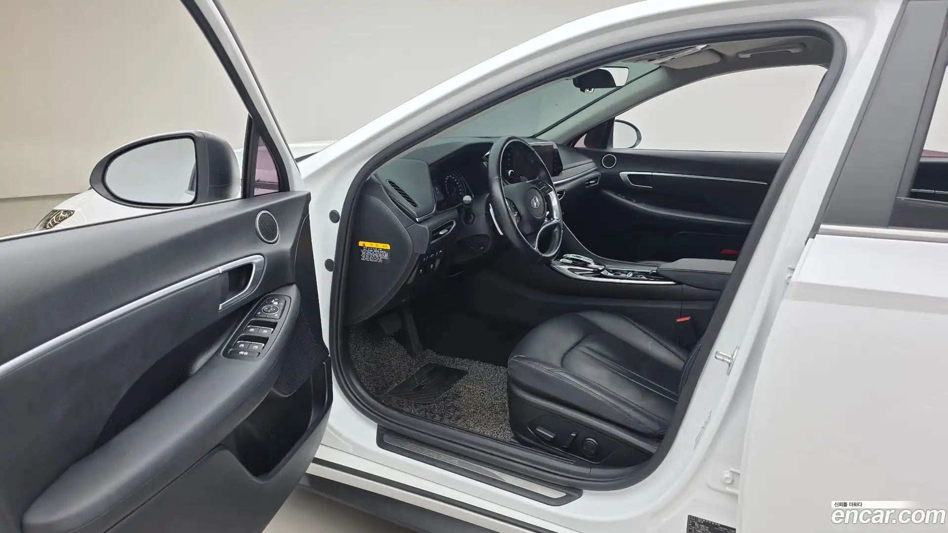 Sonata Hyundai 2020.3-INNER-010