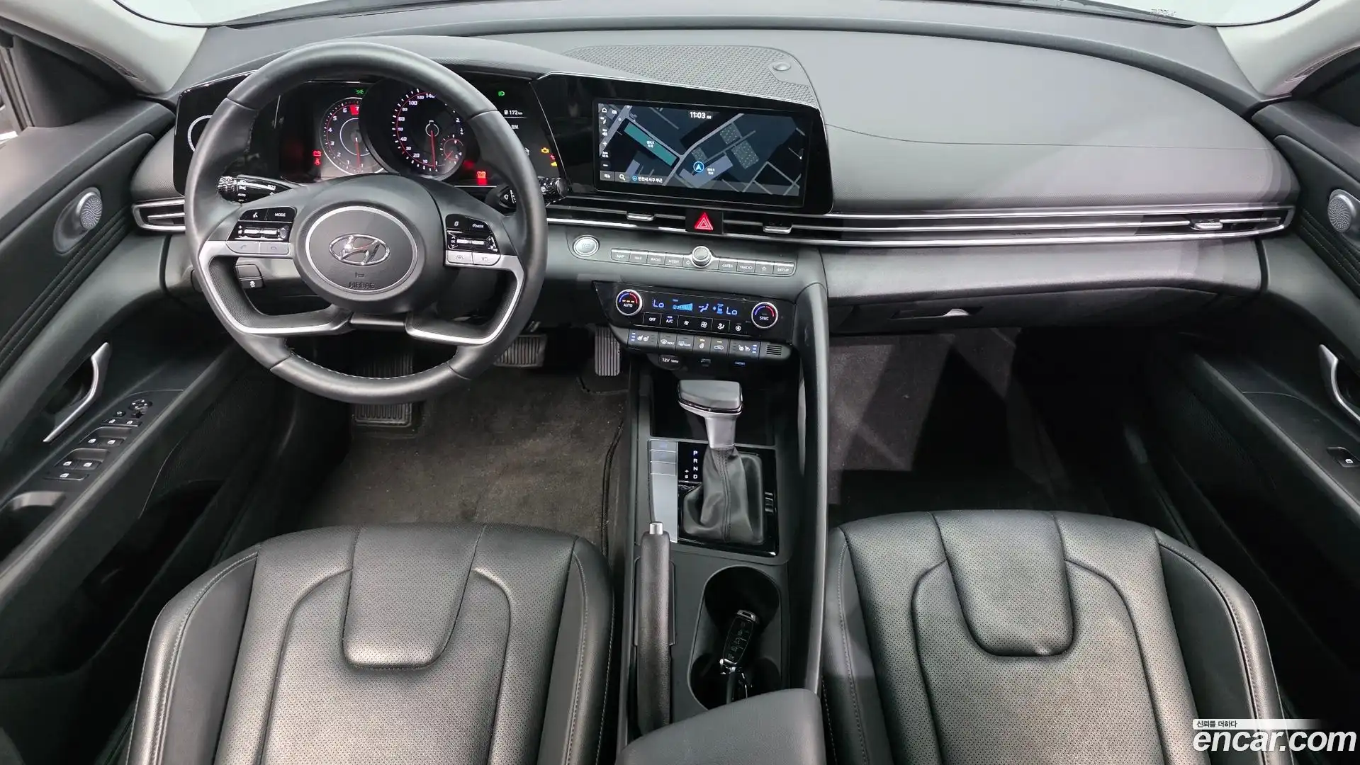AVANTE Hyundai 2022.10-INNER-007