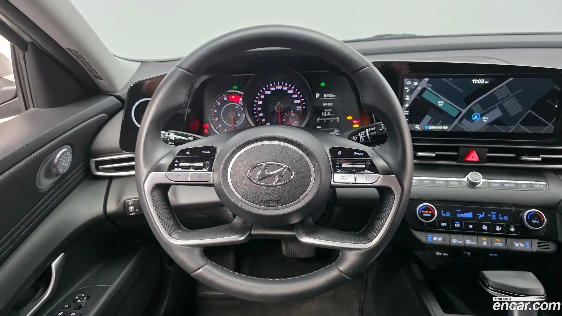 AVANTE Hyundai 2022.10-OPTION-017