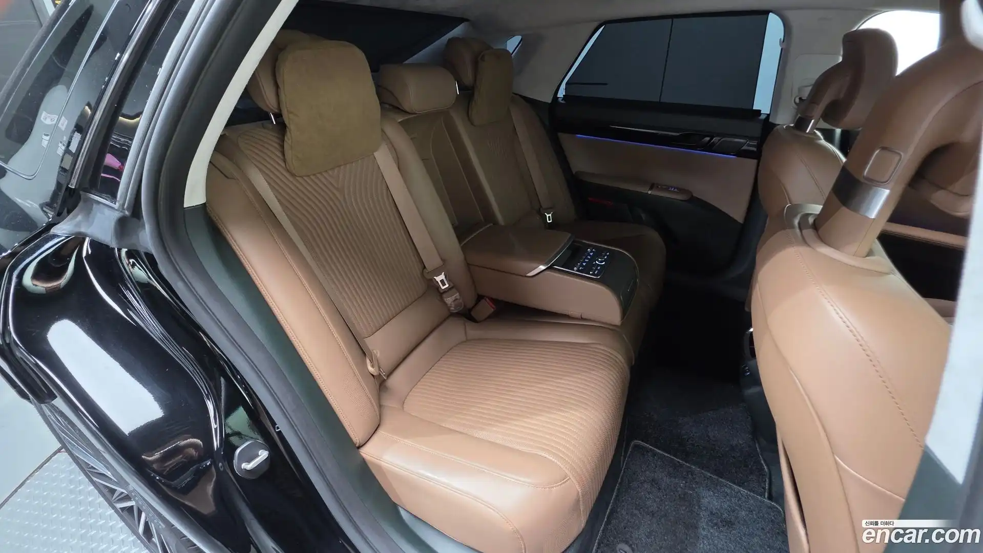Grandeur Hyundai 2023.1-OPTION-055