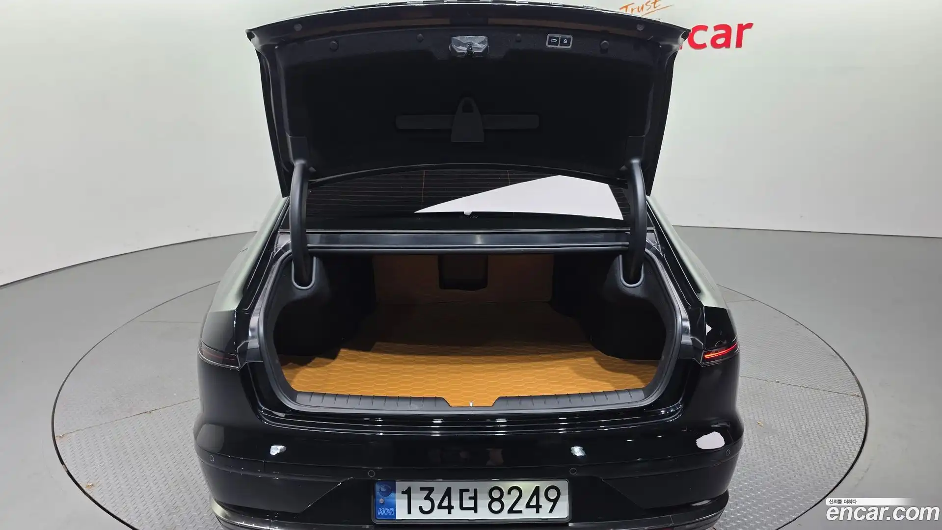 Grandeur Hyundai 2023.1-OPTION-056