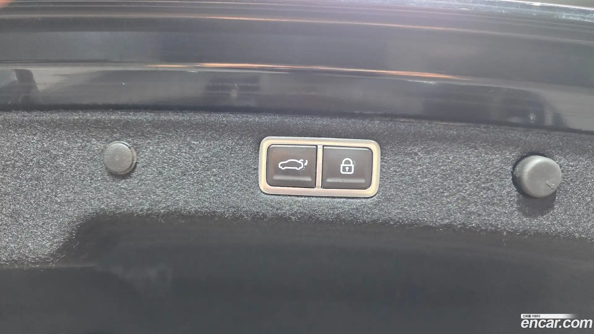 Grandeur Hyundai 2023.1-OPTION-058