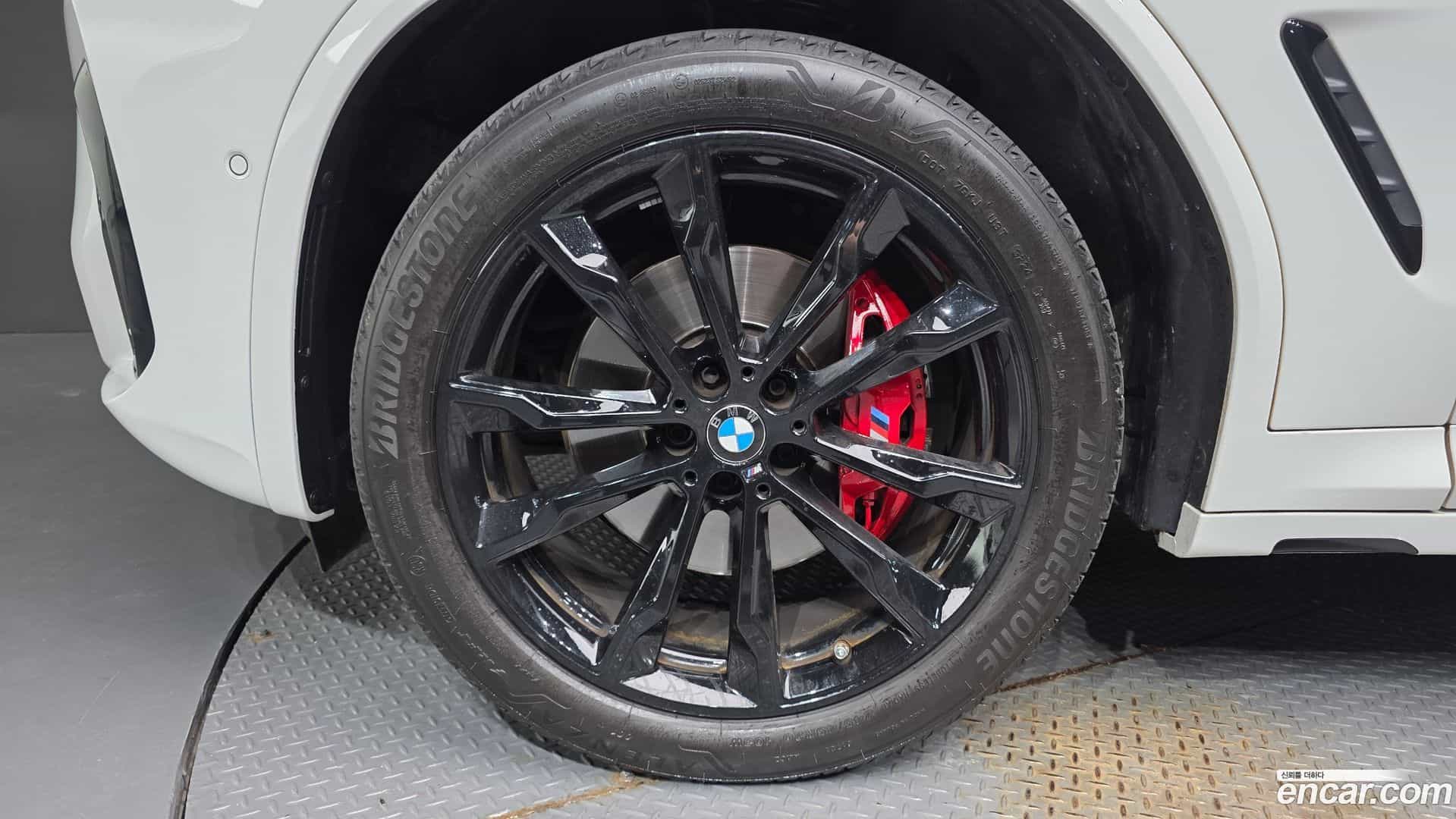 X4 BMW 2025.5-OUTER-005