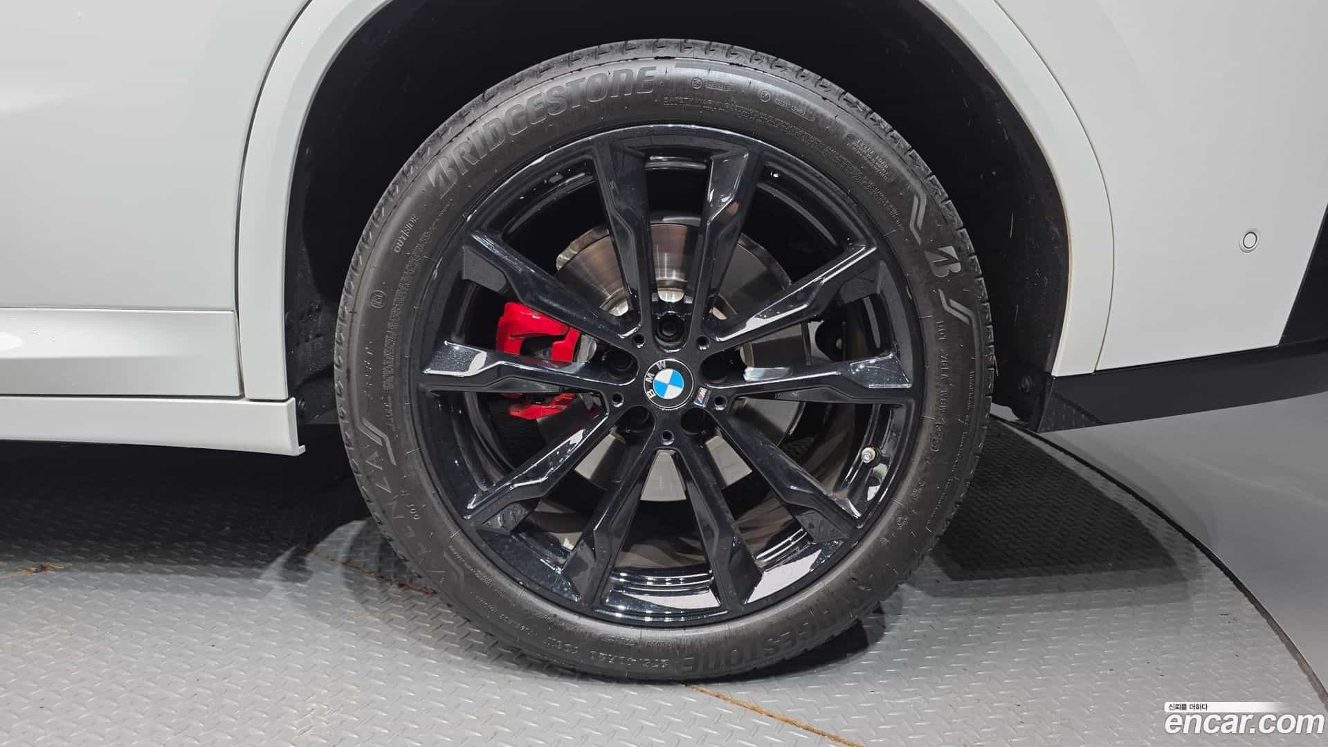 X4 BMW 2025.5-OUTER-031