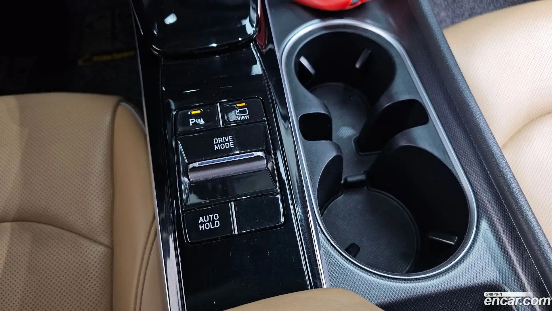 Sonata Hyundai 2019.4-OPTION-023