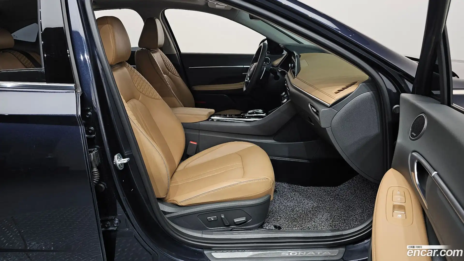 Sonata Hyundai 2019.4-INNER-036
