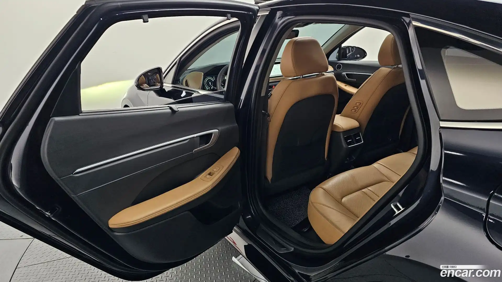 Sonata Hyundai 2019.4-OPTION-040